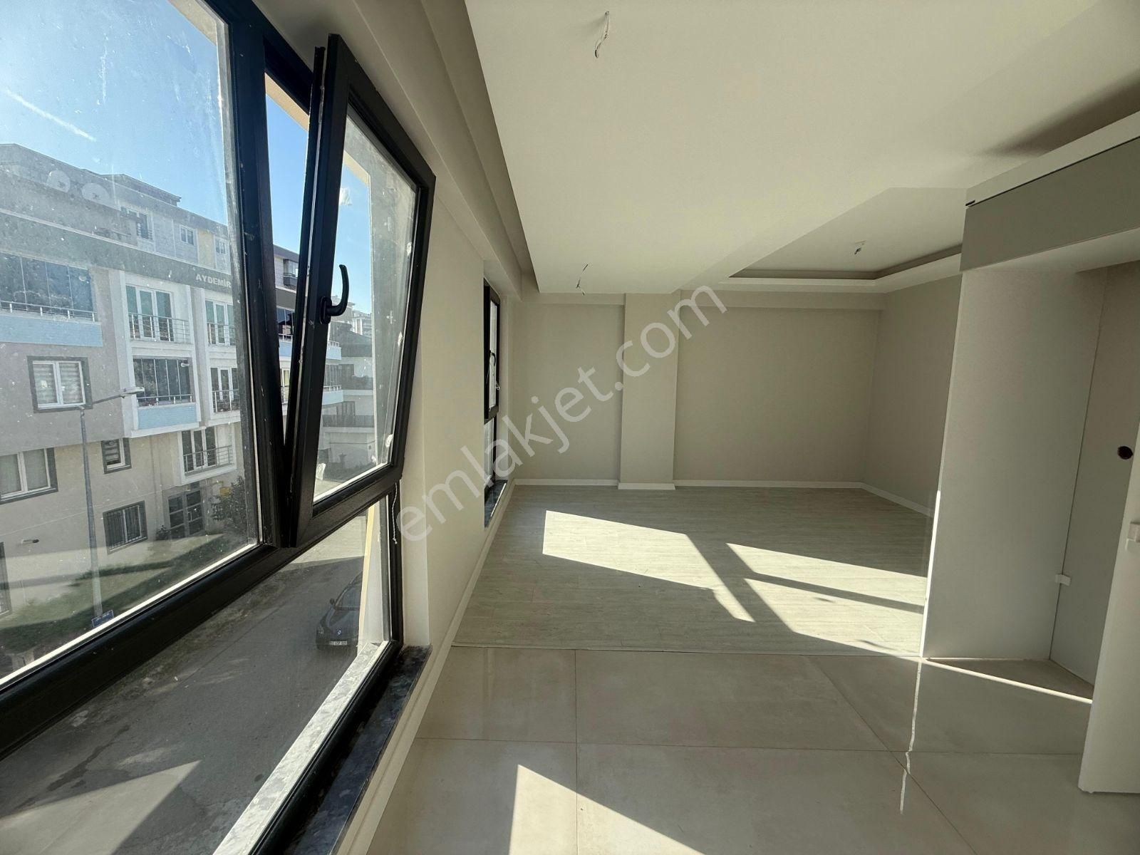 Damla Emlaktan Esenevler De 2+1 Lüks Daireler - Görsel 3