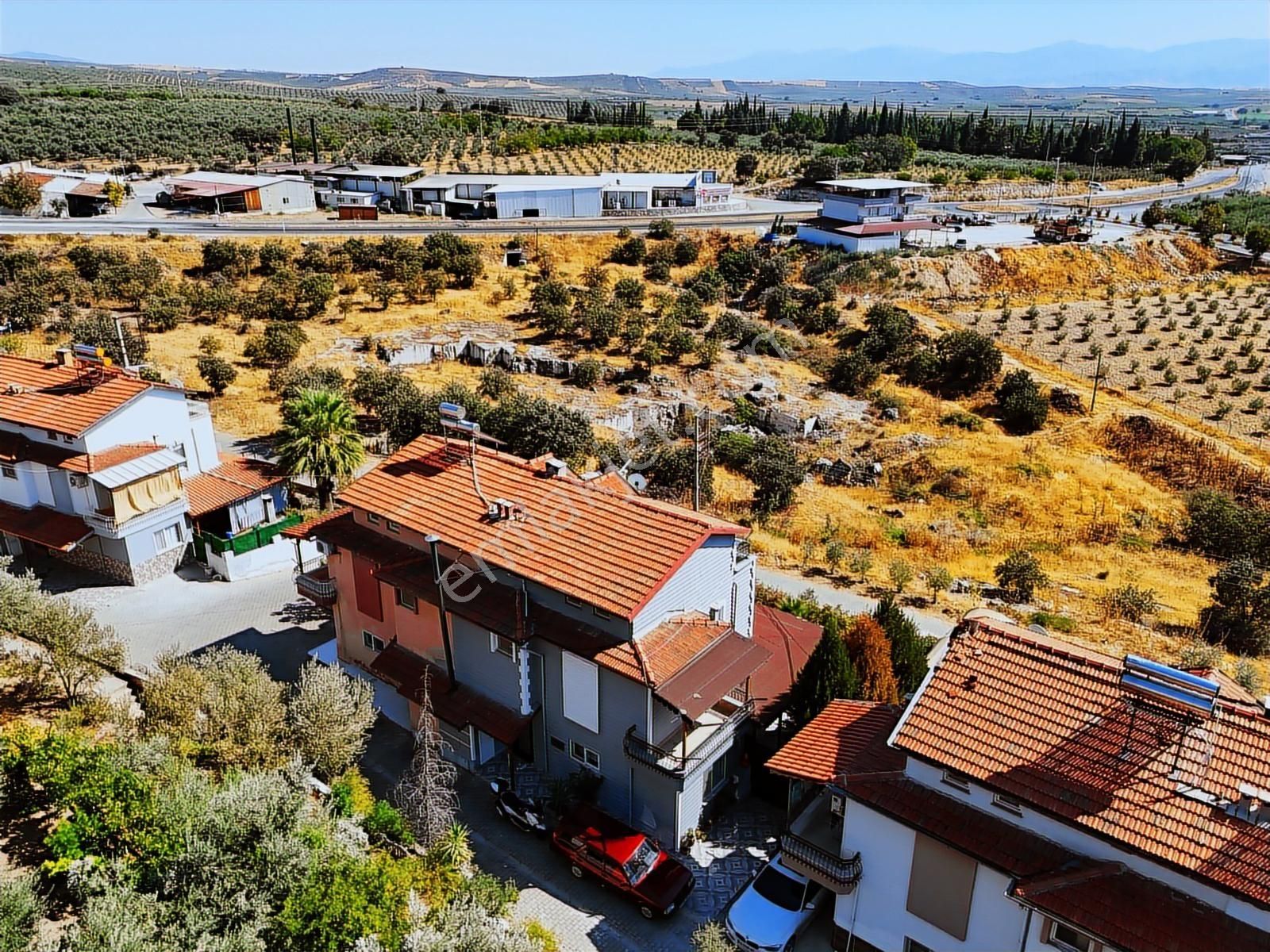 Salihli Adala'da Satılık Komple Tadiatlı 5+1 Tripleks Villa - Görsel 20