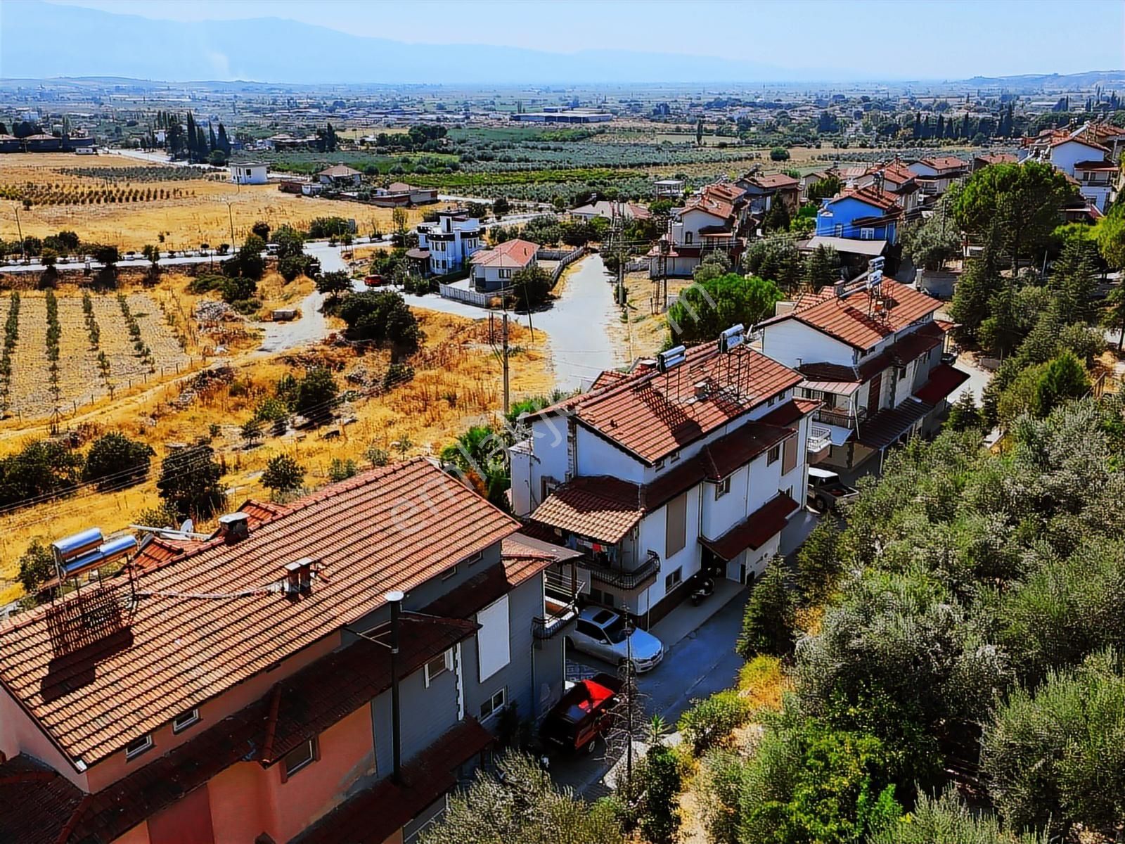 Salihli Adala'da Satılık Komple Tadiatlı 5+1 Tripleks Villa - Görsel 21