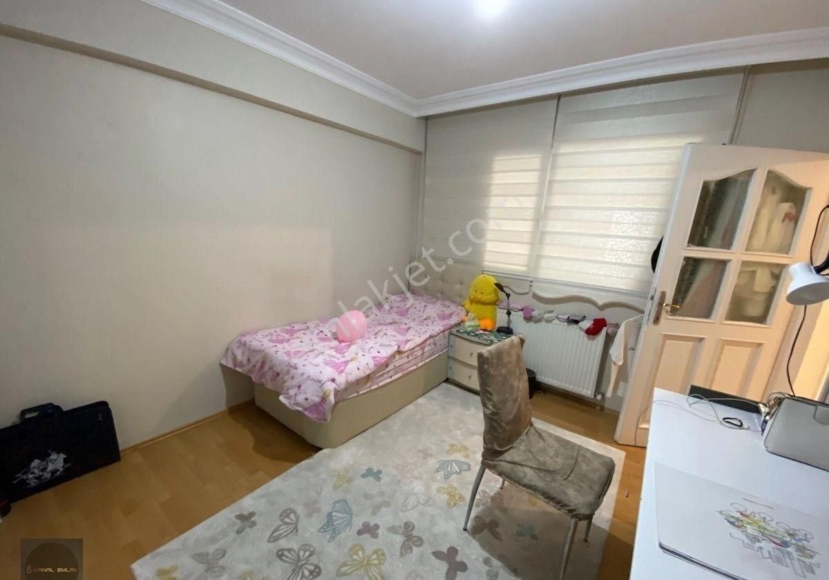 Acil Satılık – Gemlik Merkezde Cadde Üzeri 3+1 Fırsat Daire - Görsel 16