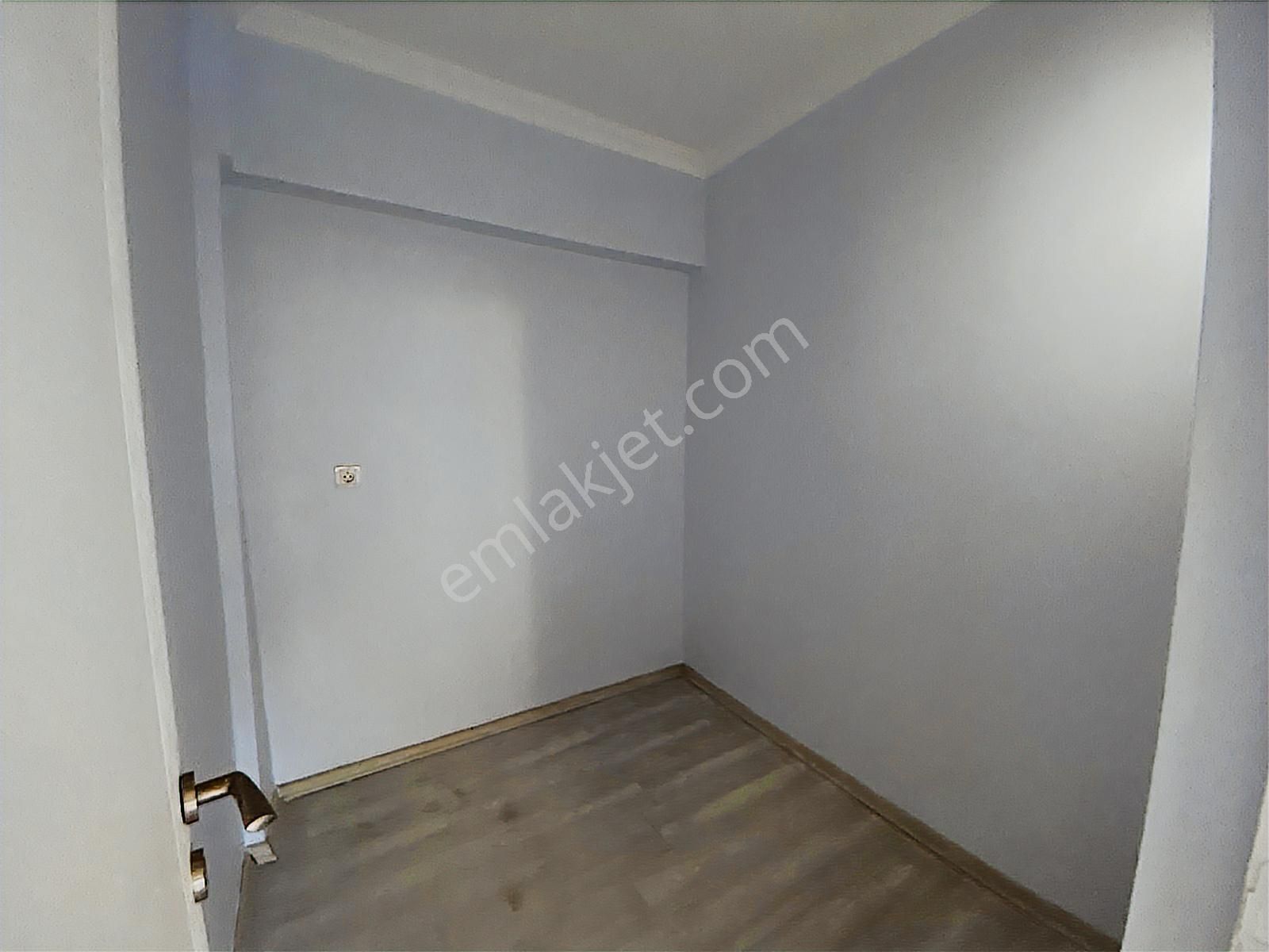 C21 İz Elif Zengin'den Çarşı Merkezde Satılık Daire.. - Görsel 14