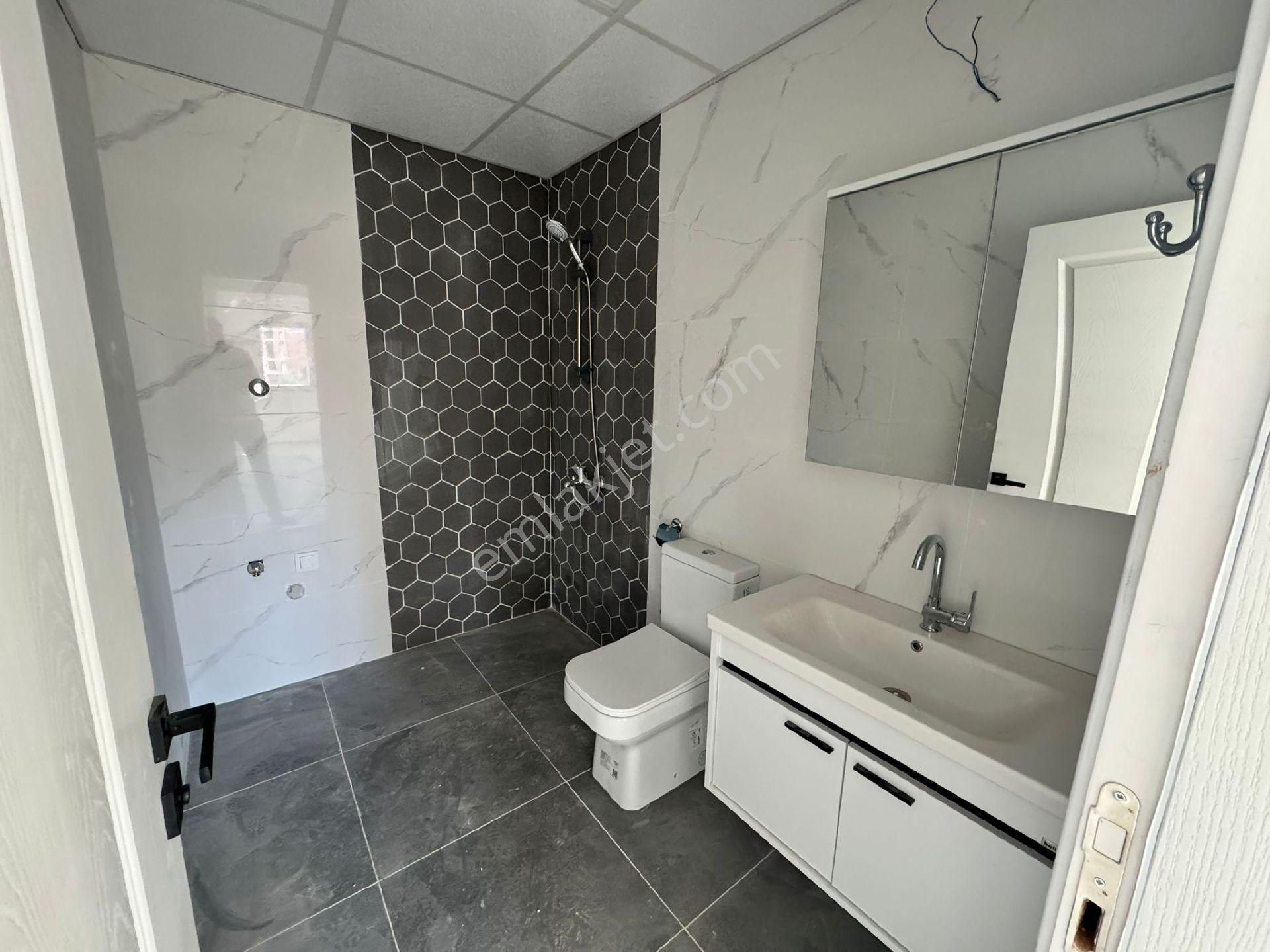 Kuşadası Kadınlardenizi Mahallesinde Satılık Sıfır Lüx 2+1 90 M2 Daire - Görsel 8