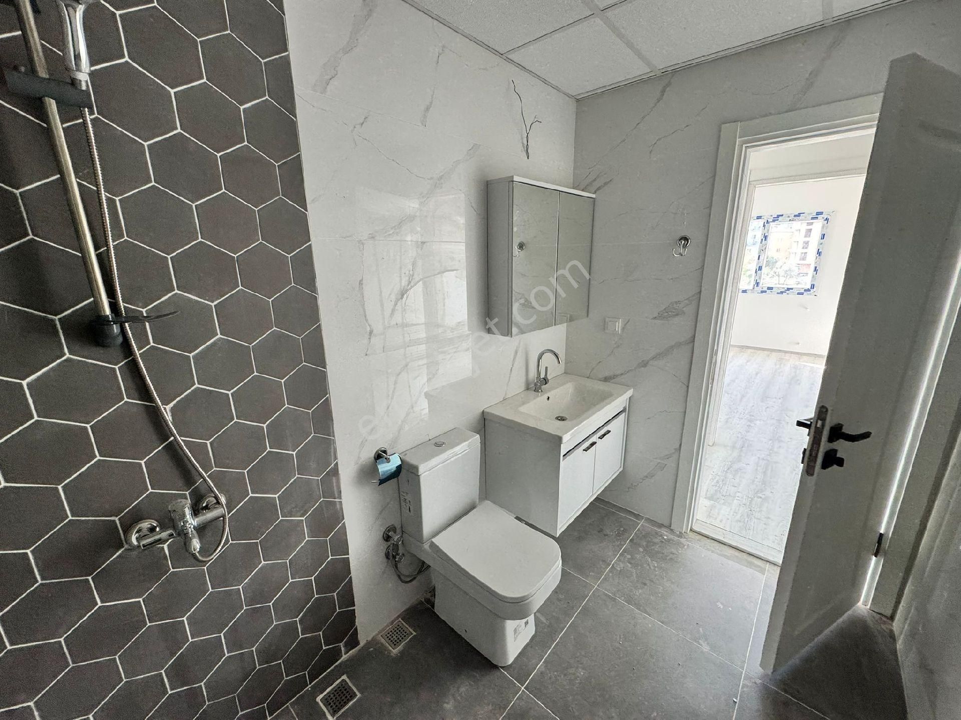 Kuşadası Kadınlardenizi Mahallesinde Satılık Sıfır Lüx 2+1 90 M2 Daire - Görsel 15