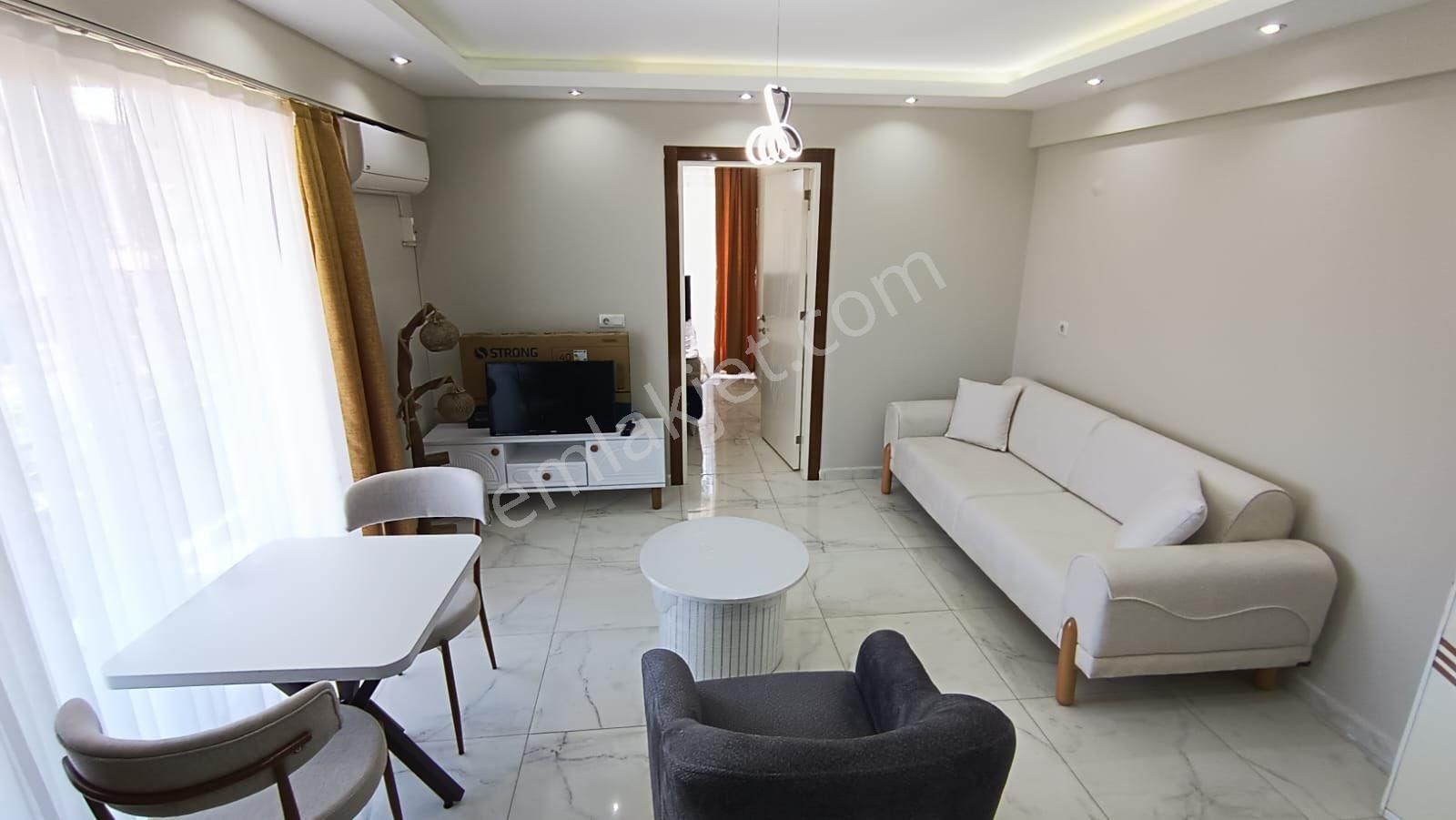 Zeytinköy'de 1+1 Depozitosuz (ara Kat)