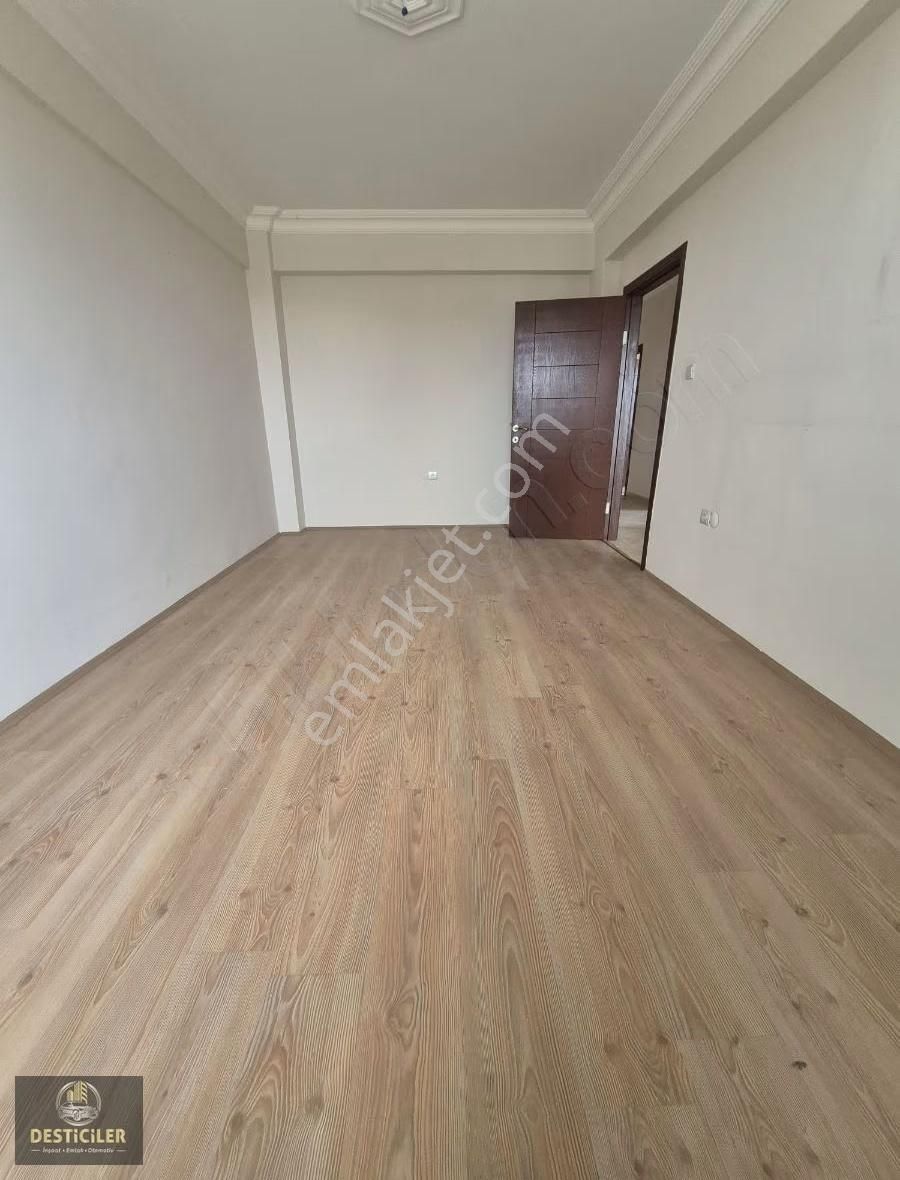 Hg-188 Batıkent Mah. Gökkonut Sitesi Ö.garajlı 4+1 Fırsat Daire - Görsel 8