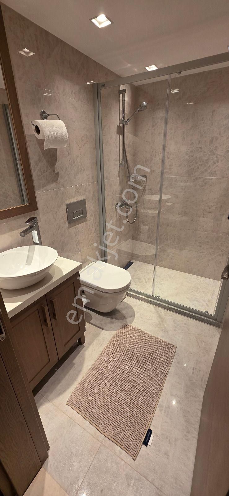 Turyap Çeşme Alaçatı Yıllık Kiralık Müstakil Havuzlu Lüks 7+1 Villa - Görsel 18