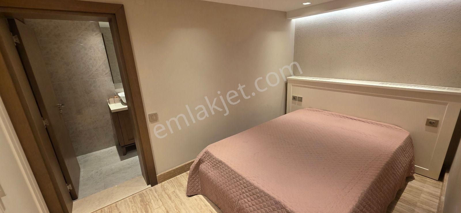 Turyap Çeşme Alaçatı Yıllık Kiralık Müstakil Havuzlu Lüks 7+1 Villa - Görsel 34