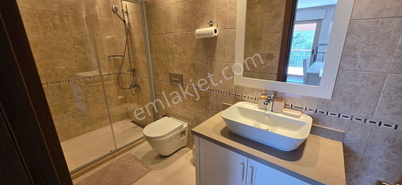 Turyap Çeşme Alaçatı Yıllık Kiralık Müstakil Havuzlu Lüks 7+1 Villa - Görsel 20