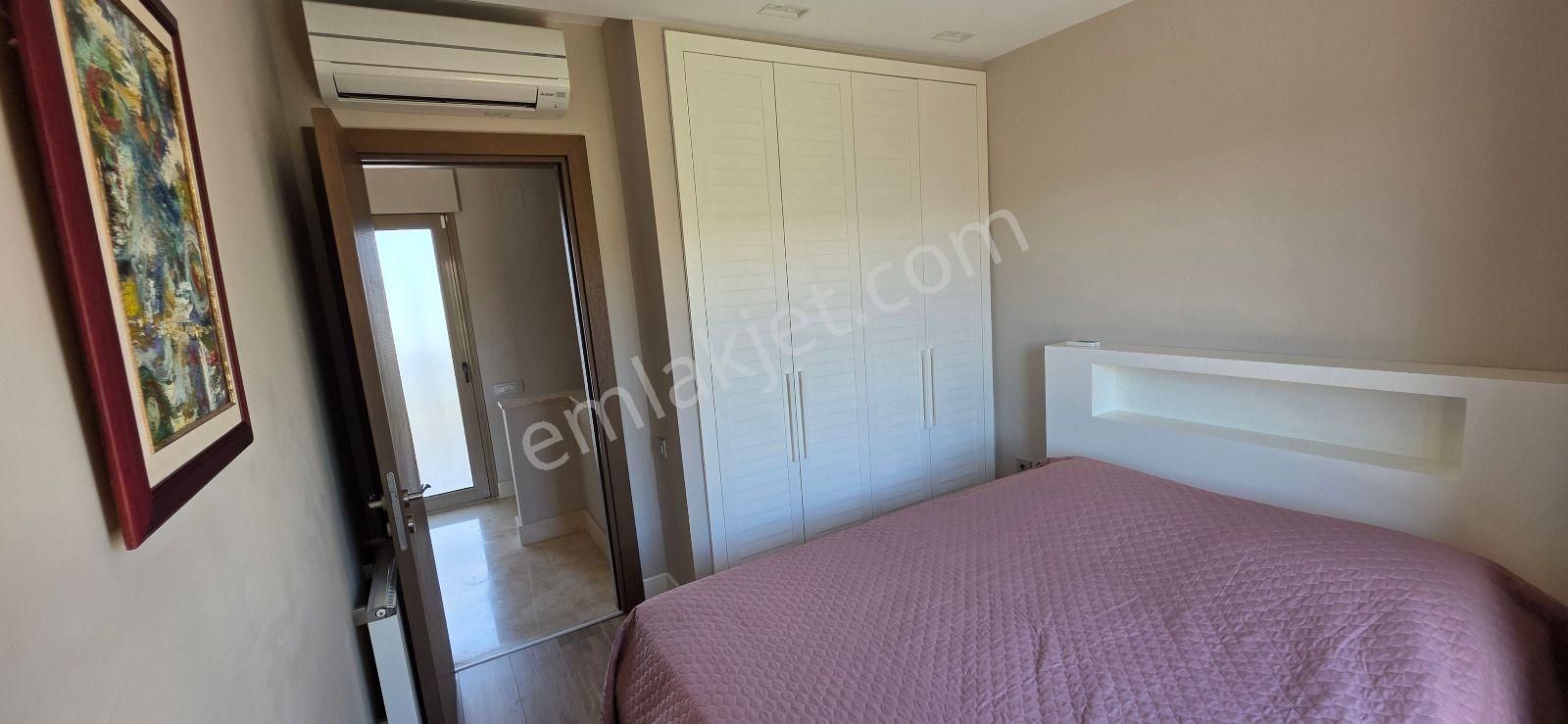 Turyap Çeşme Alaçatı Yıllık Kiralık Müstakil Havuzlu Lüks 7+1 Villa - Görsel 21