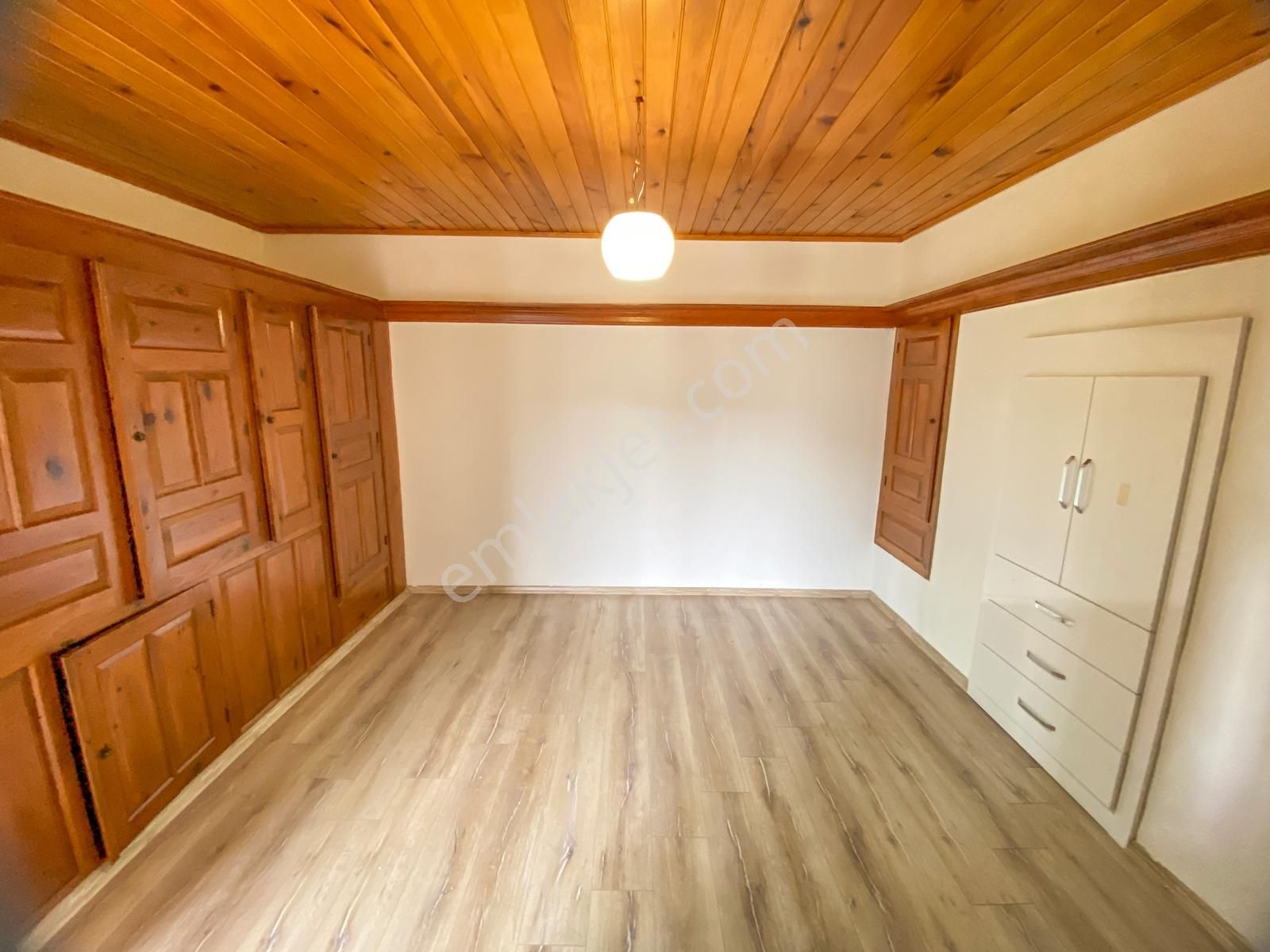 Ata'dan Ula Merkezde 3 Oda 1 Salon Müstakil Ev - Görsel 15