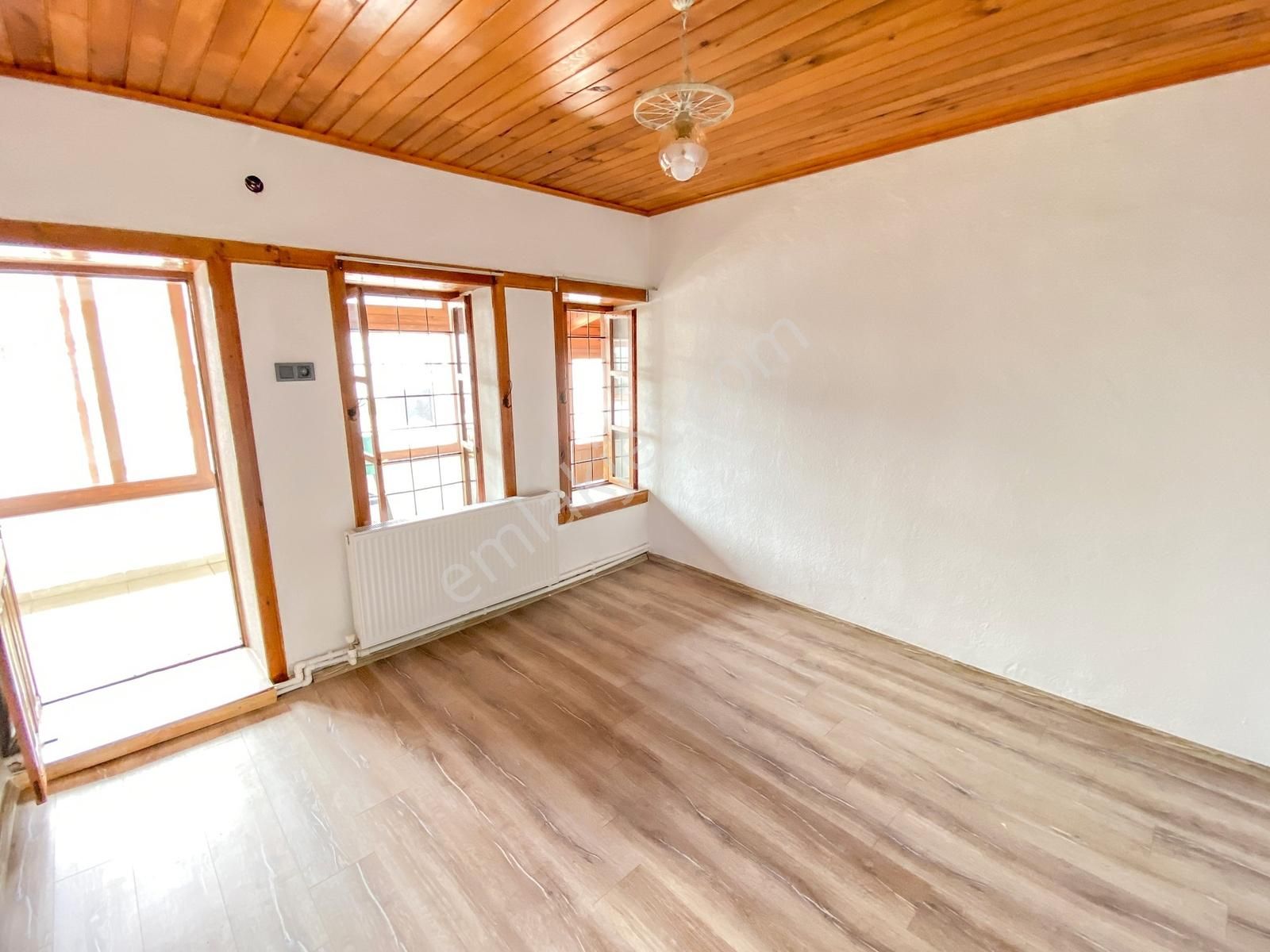 Ata'dan Ula Merkezde 3 Oda 1 Salon Müstakil Ev - Görsel 19