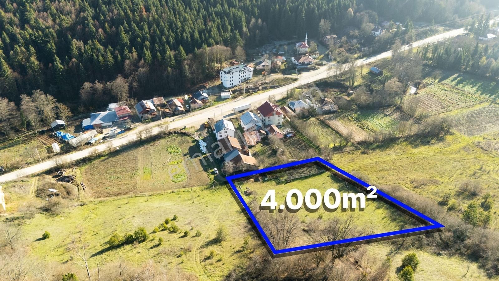 Bolu Akçaalan'da Turizm Ticari Konut İmarli 4000m² Satılık Arsa