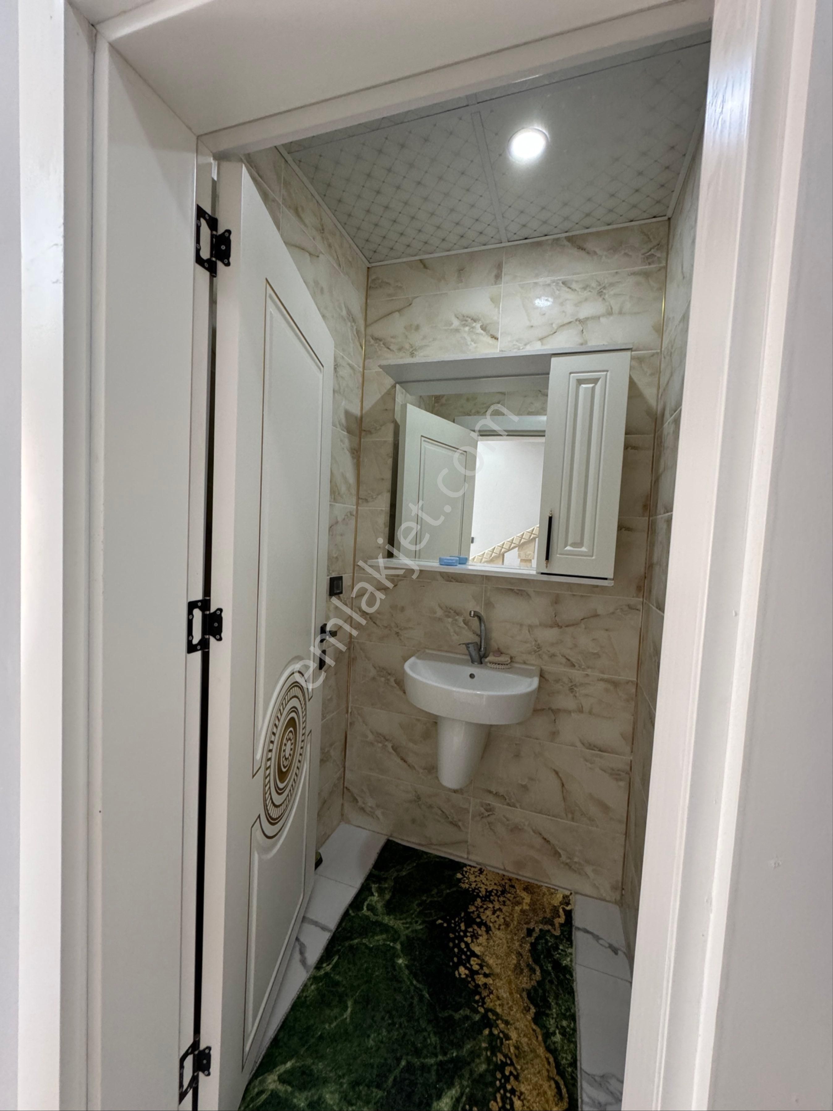 Gölpınar’da Ana Yola Sıfır Havuzlu Lüks Villa Eşyalı Satılık - Görsel 8