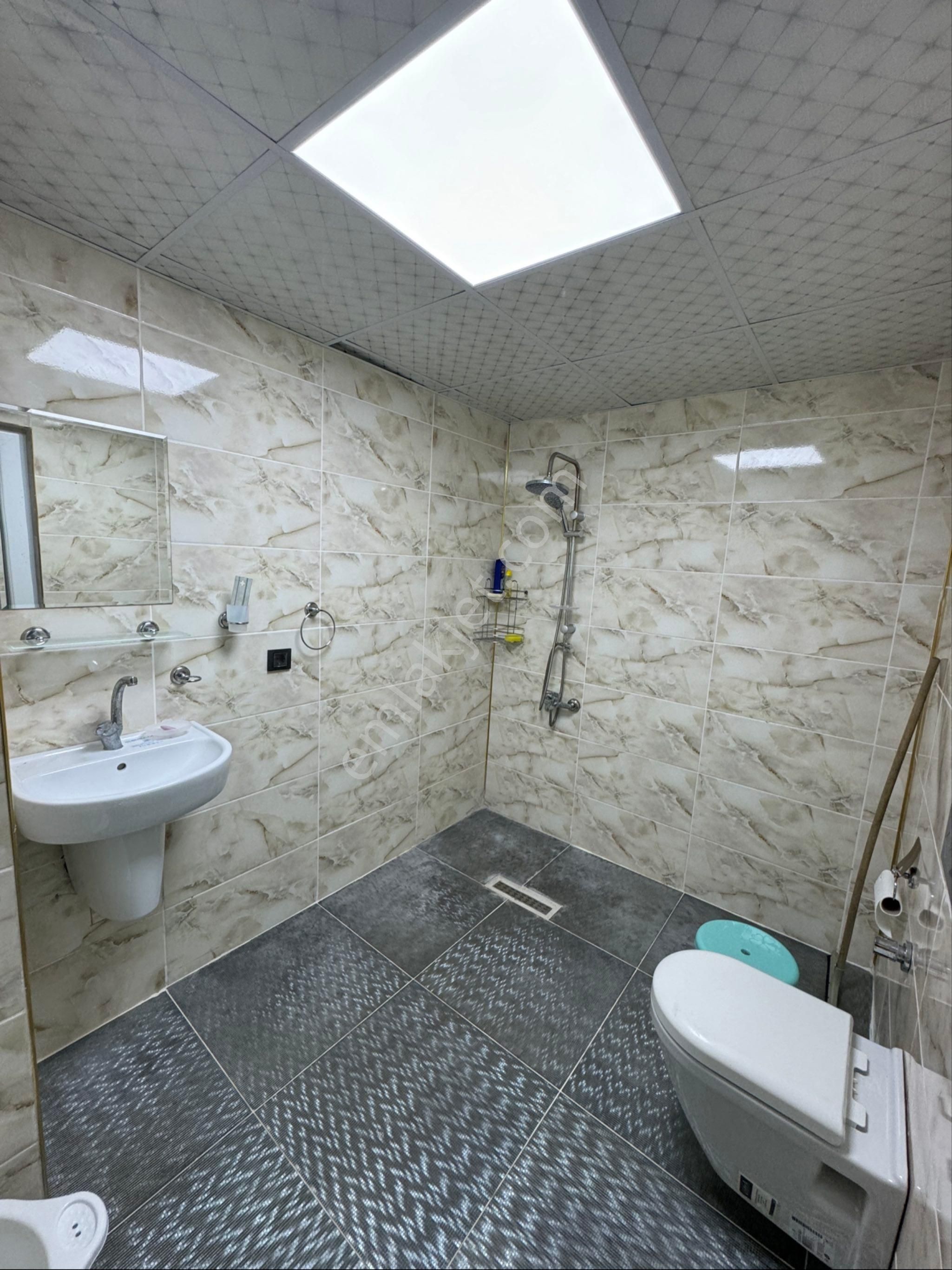 Gölpınar’da Ana Yola Sıfır Havuzlu Lüks Villa Eşyalı Satılık - Görsel 11