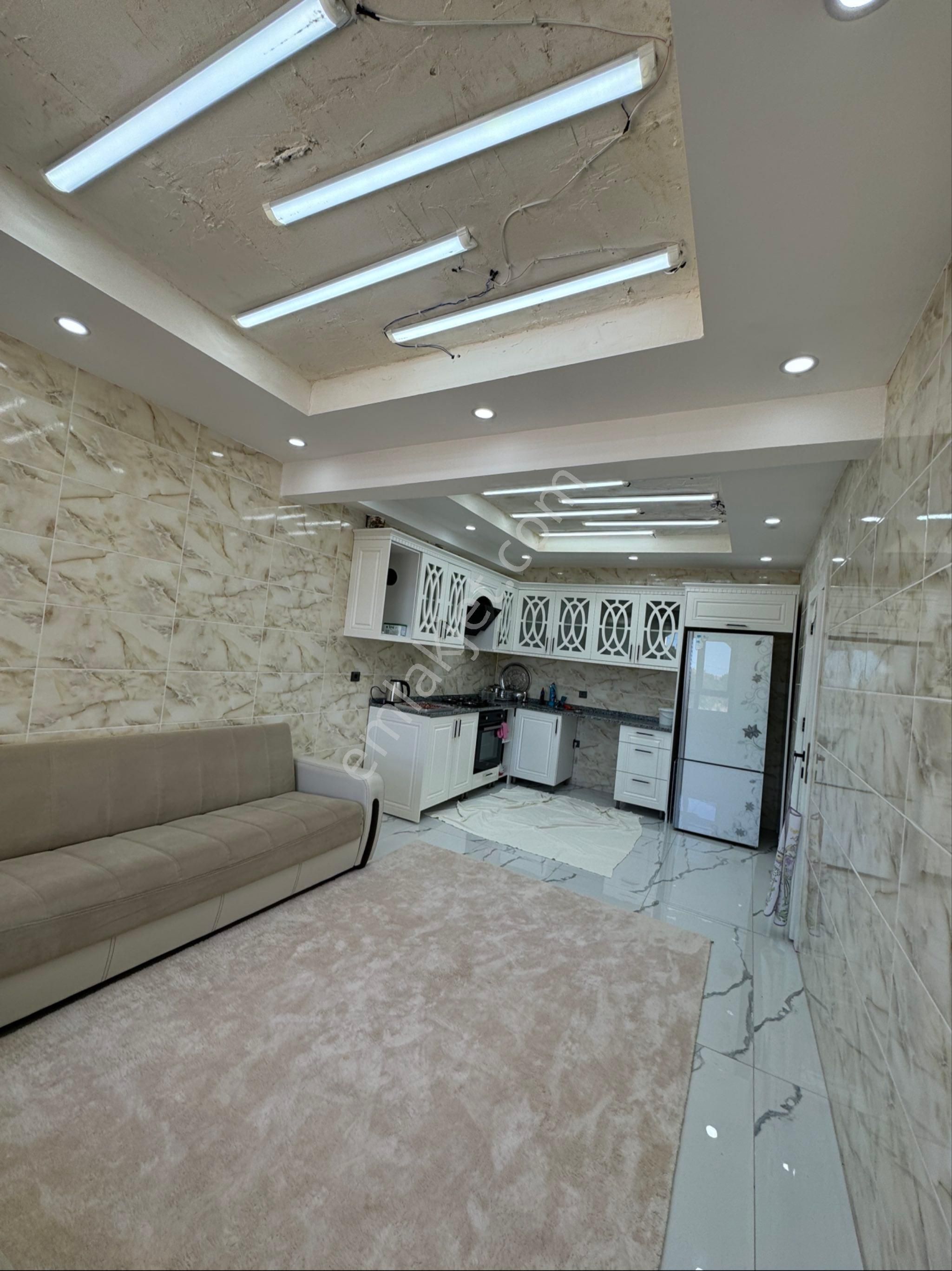 Gölpınar’da Ana Yola Sıfır Havuzlu Lüks Villa Eşyalı Satılık - Görsel 4