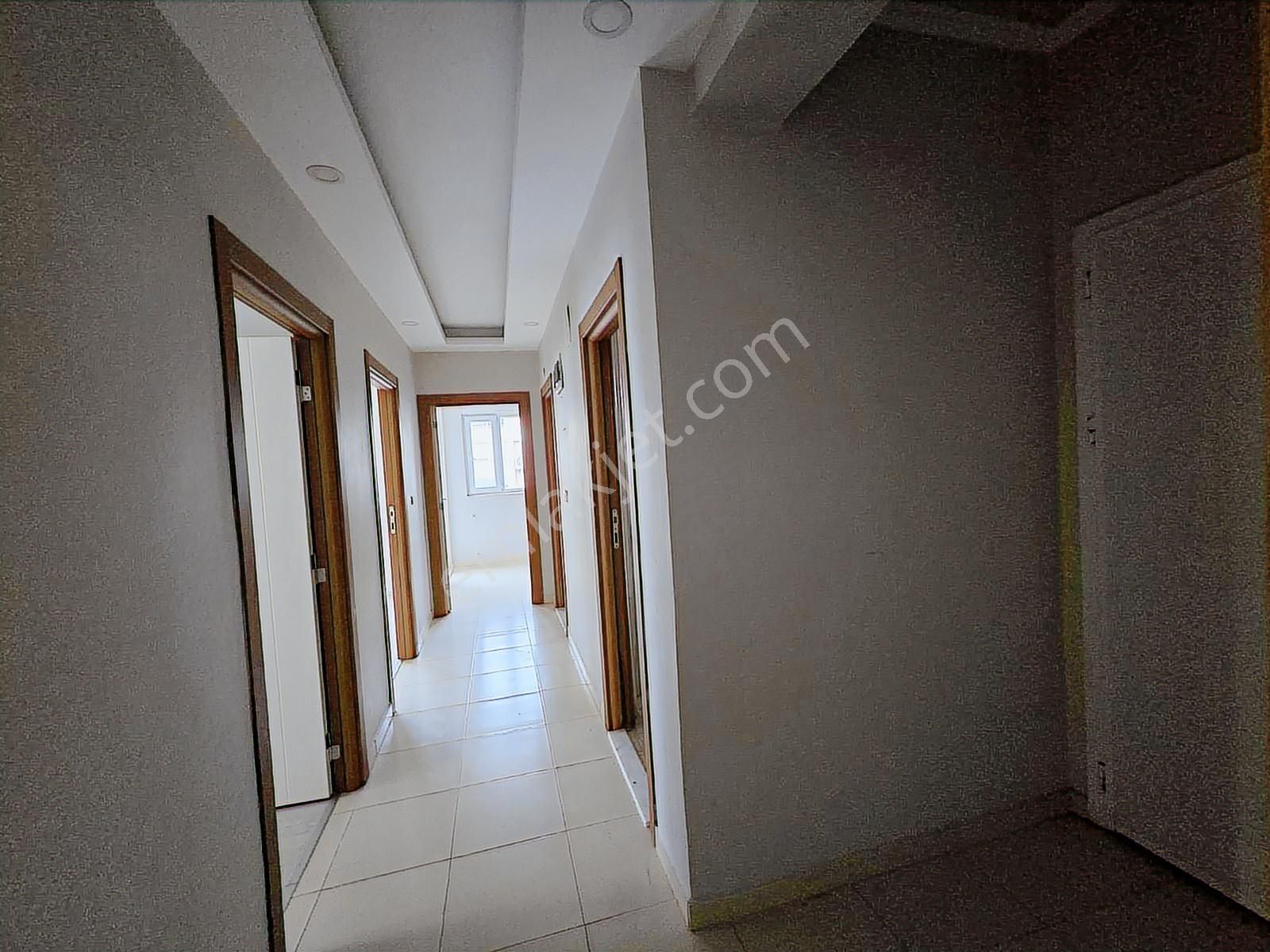 M.akif Ersoy Mah.de 2+1 Arakat Tranvaya Yakın İskanlı Önü Açık - Görsel 13