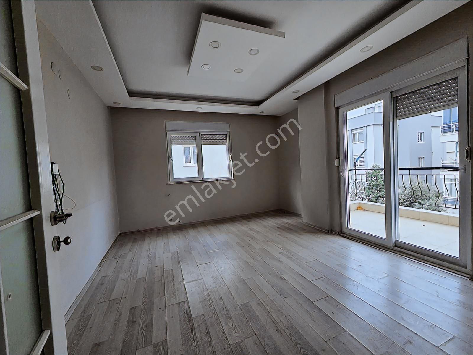 M.akif Ersoy Mah.de 2+1 Arakat Tranvaya Yakın İskanlı Önü Açık - Görsel 4