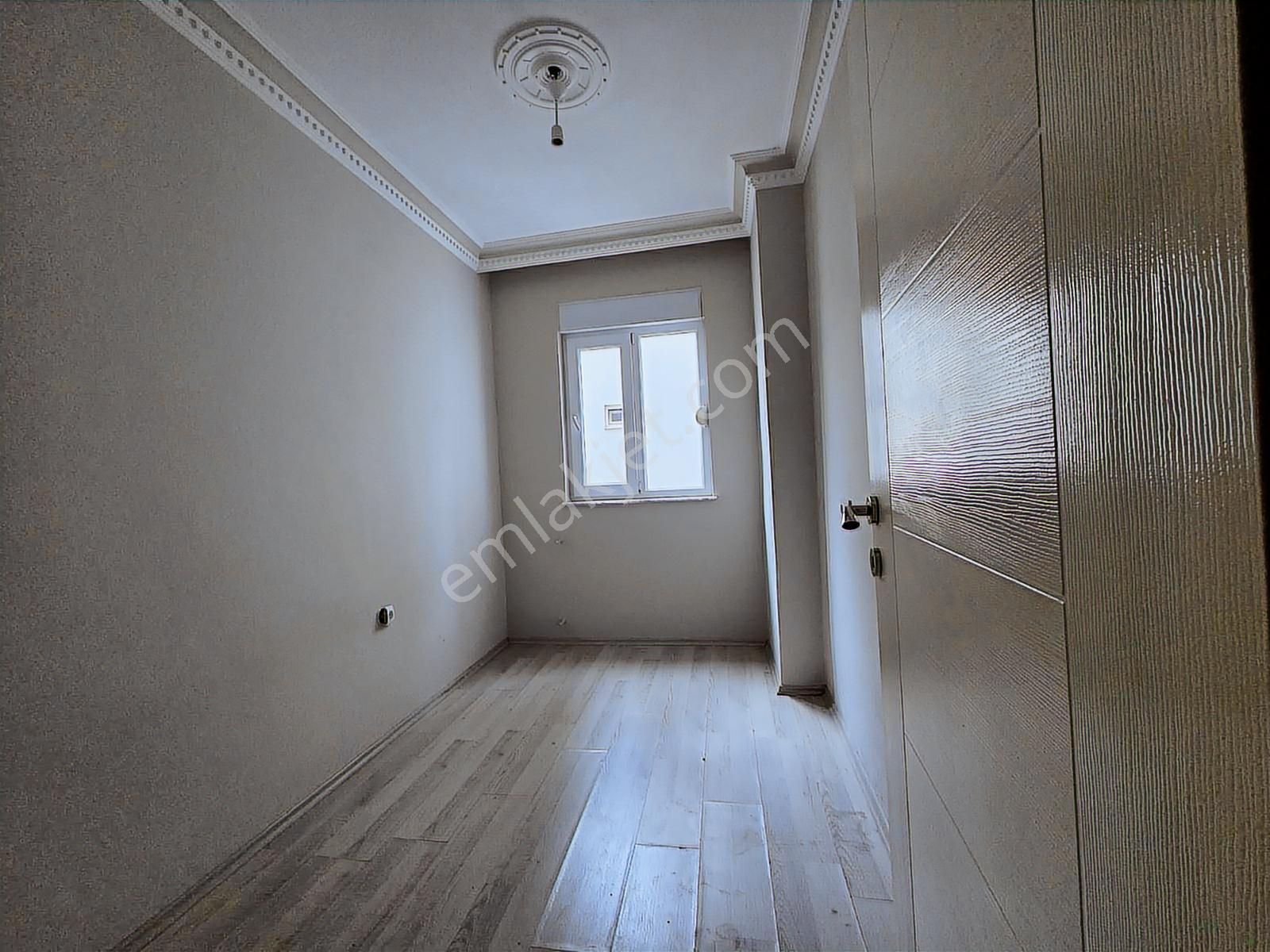 M.akif Ersoy Mah.de 2+1 Arakat Tranvaya Yakın İskanlı Önü Açık - Görsel 14