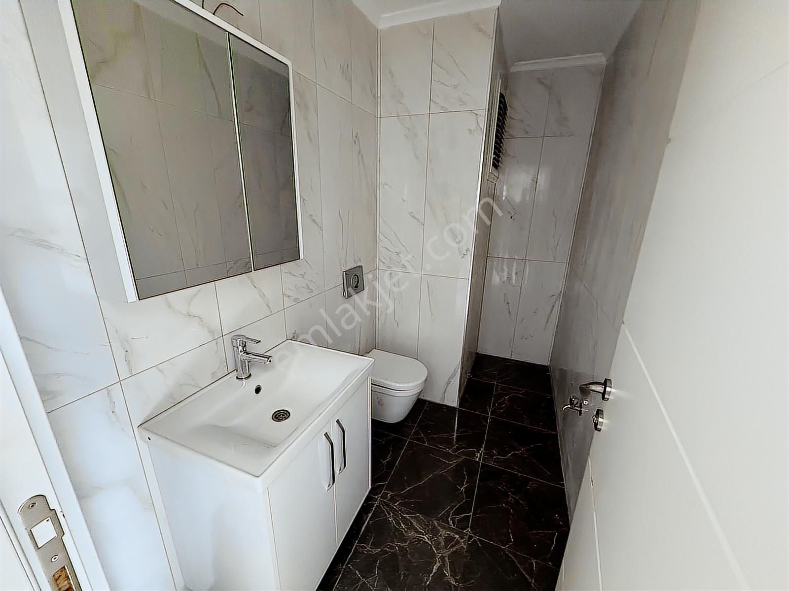 Zenith Real Estate'ten Kiralık Anafartalar Caddesi Yakını Ofis - Görsel 16