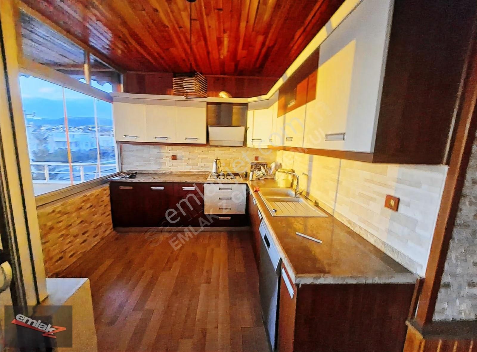 Emlak Z 'den Kocavilayet'te Site İçinde 7+2 Satılık Villa - Görsel 14