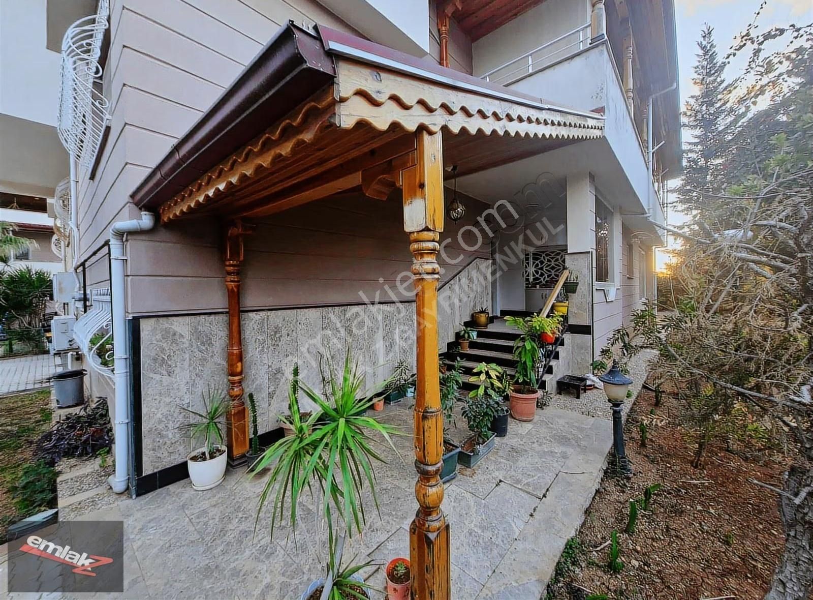 Emlak Z 'den Kocavilayet'te Site İçinde 7+2 Satılık Villa - Görsel 32