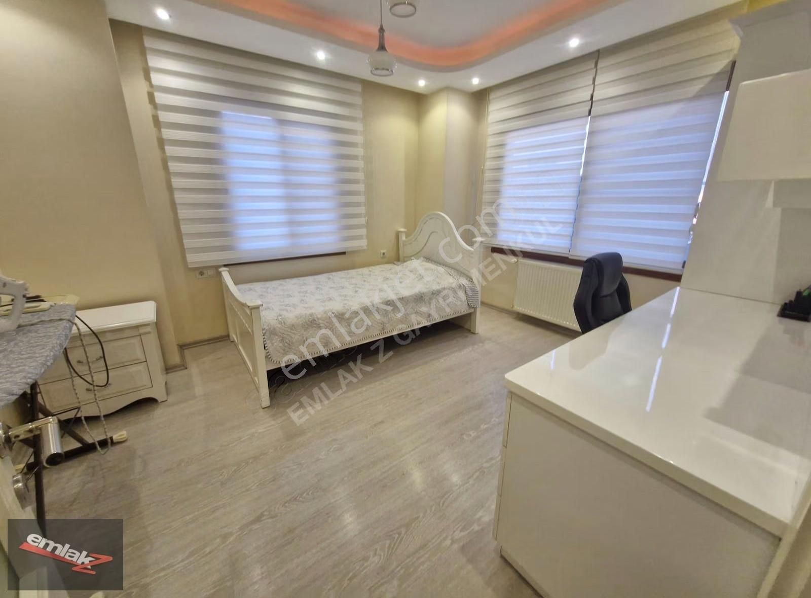 Emlak Z 'den Kocavilayet'te Site İçinde 7+2 Satılık Villa - Görsel 23