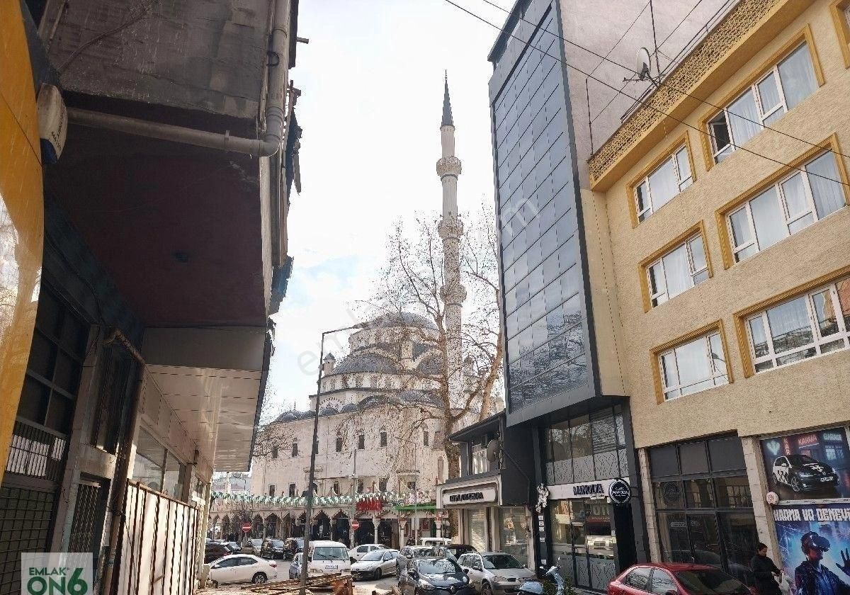 Şehir Merkezinde 3+1 Kiralık Daire - Görsel 4