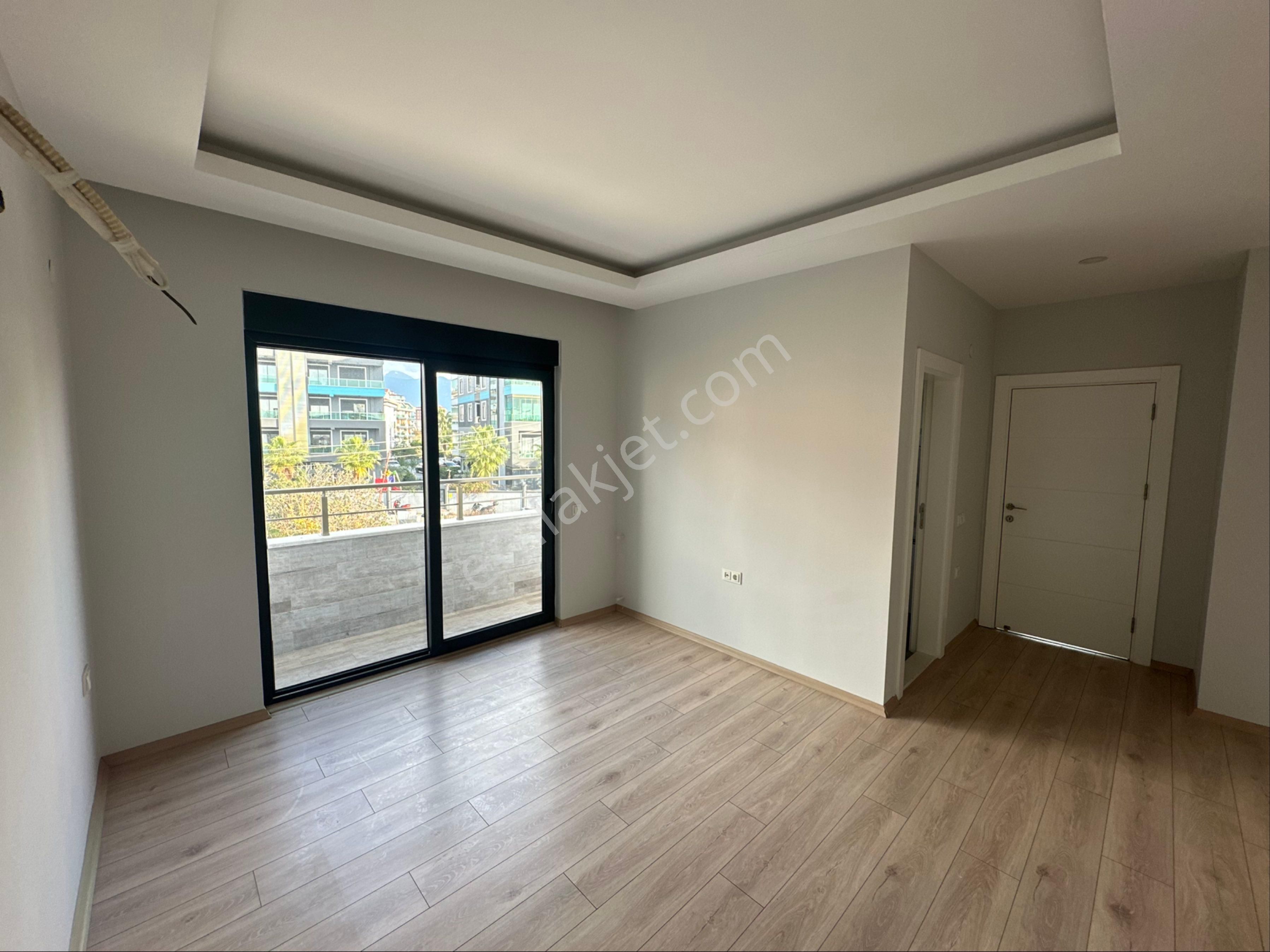 Kiralık 4+1 Ayrı Mutfak - Görsel 29