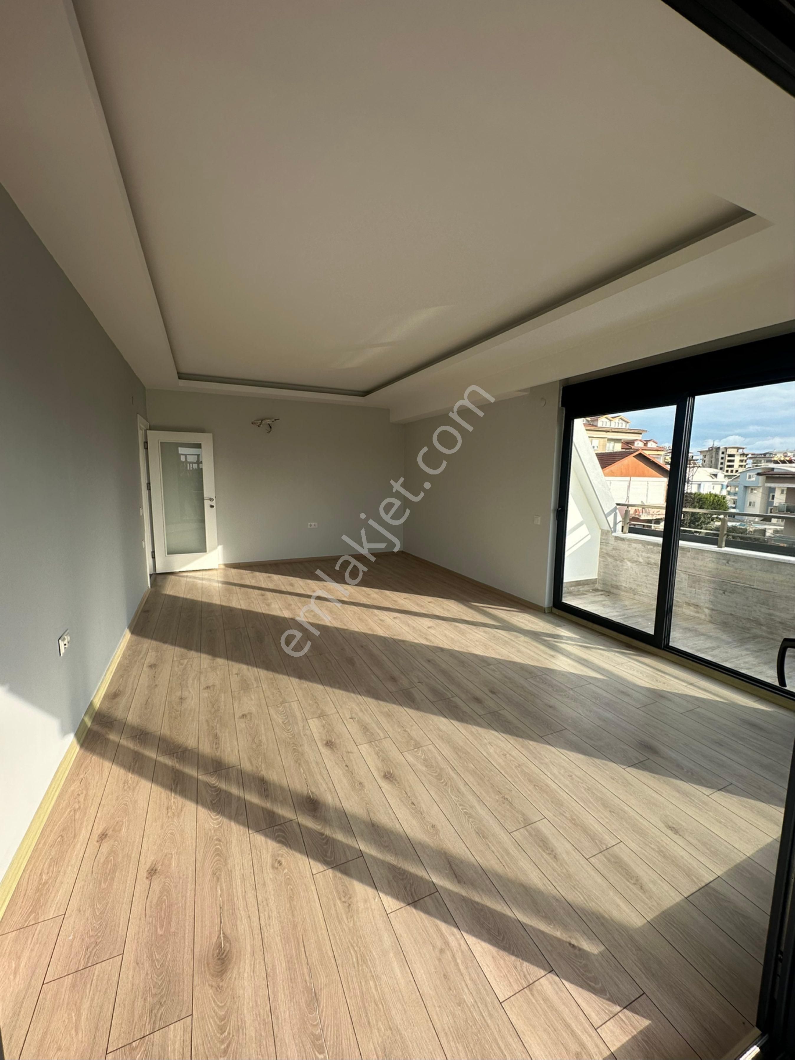 Kiralık 4+1 Ayrı Mutfak - Görsel 9