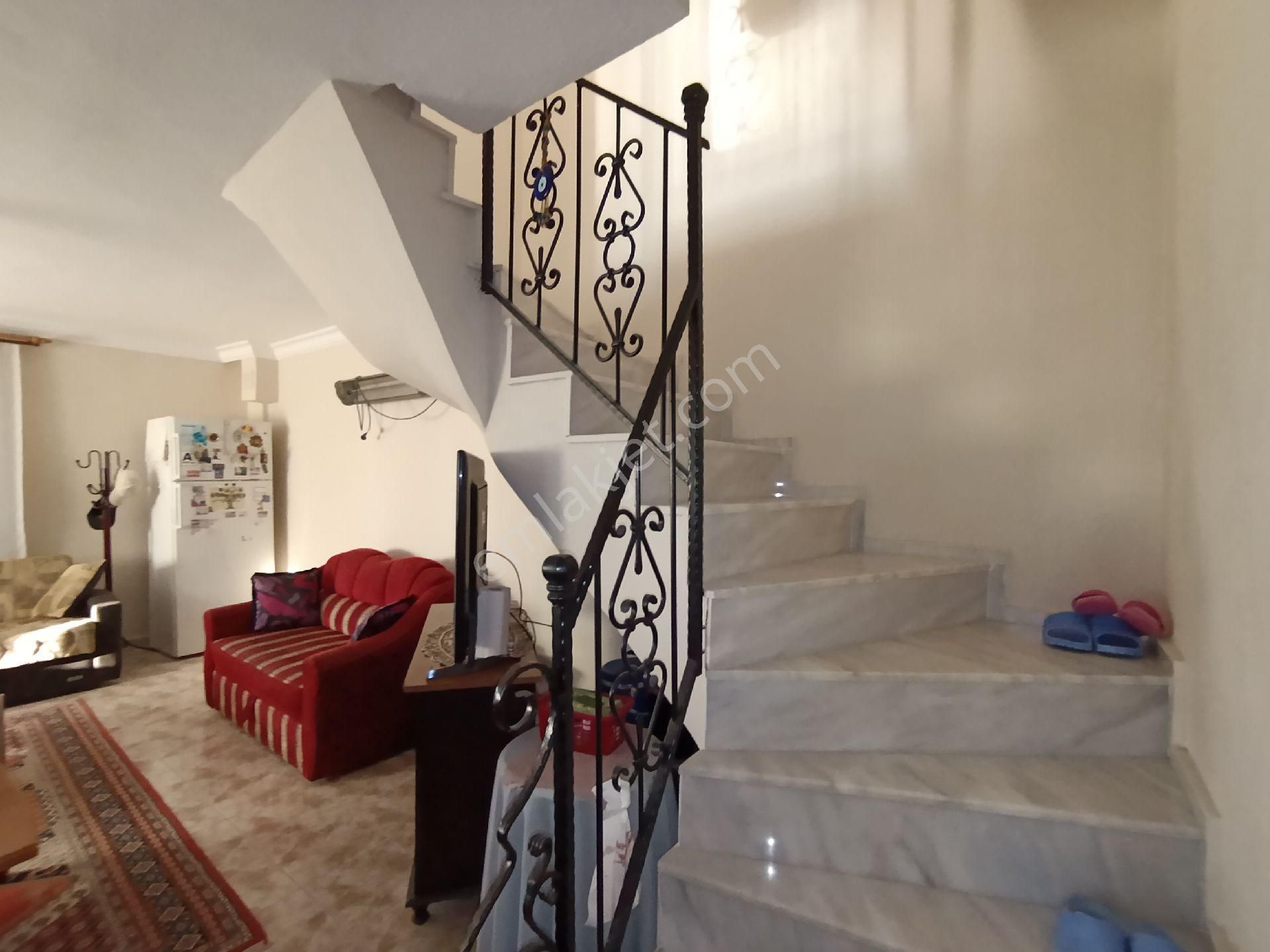 Panaromik Manzaralı Site İçinde 4+2 Satılık Villa - Görsel 23