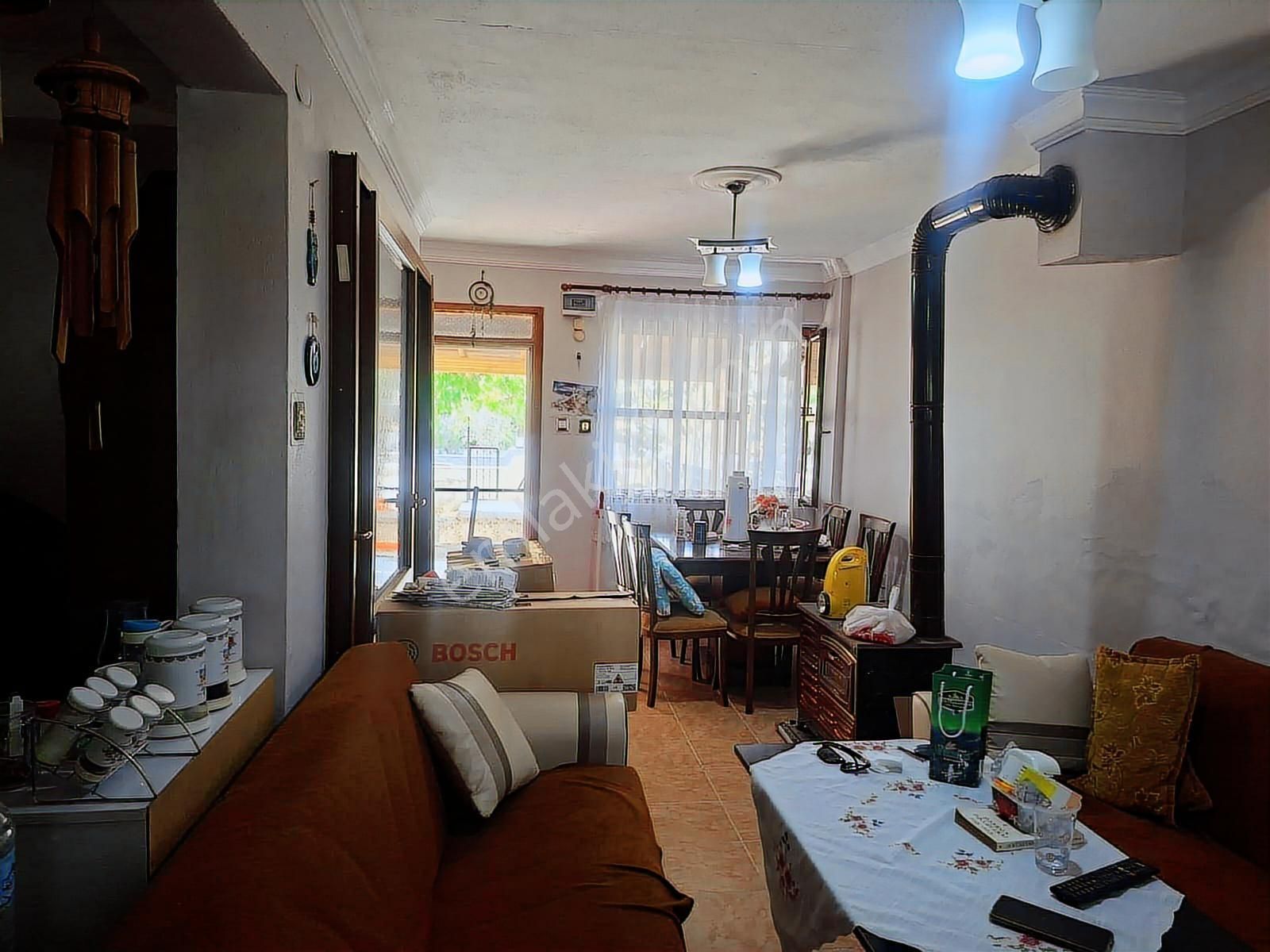 Ayvalık Altınova 3+1 Geniş Tripleks Villa Son Fırsat Fiat Düştü - Görsel 24