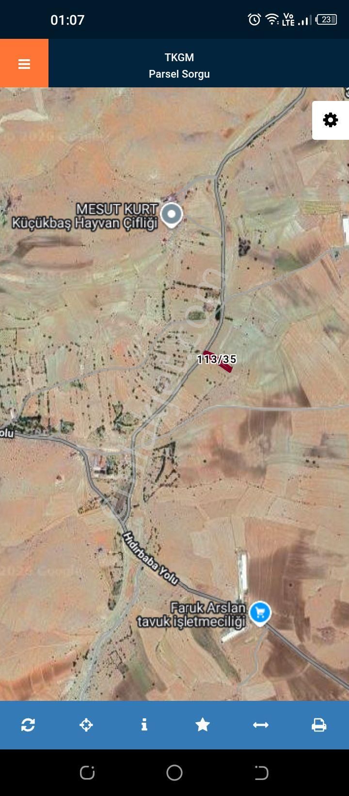 Dişidi Köyünde Bahçelik Küçük Parca Hobi Bahçelik Küçük Parca Tarla Resmi Yolu Vardır