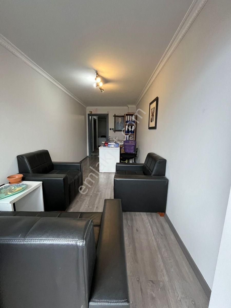 Uluyol Cadde Üstünde Ziraat Bankası Üstü 2+1 Satılık Büro Ofis - Görsel 29