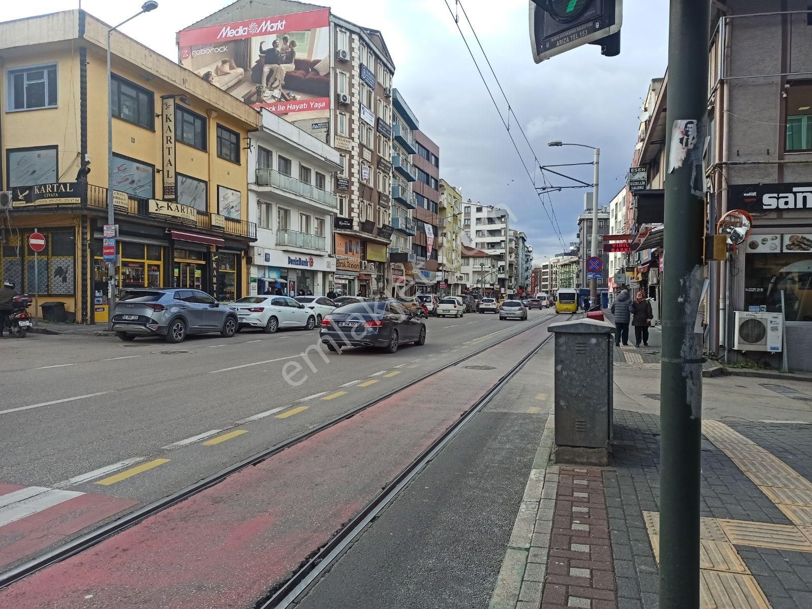 Uluyol Cadde Üstünde Ziraat Bankası Üstü 2+1 Satılık Büro Ofis - Görsel 20