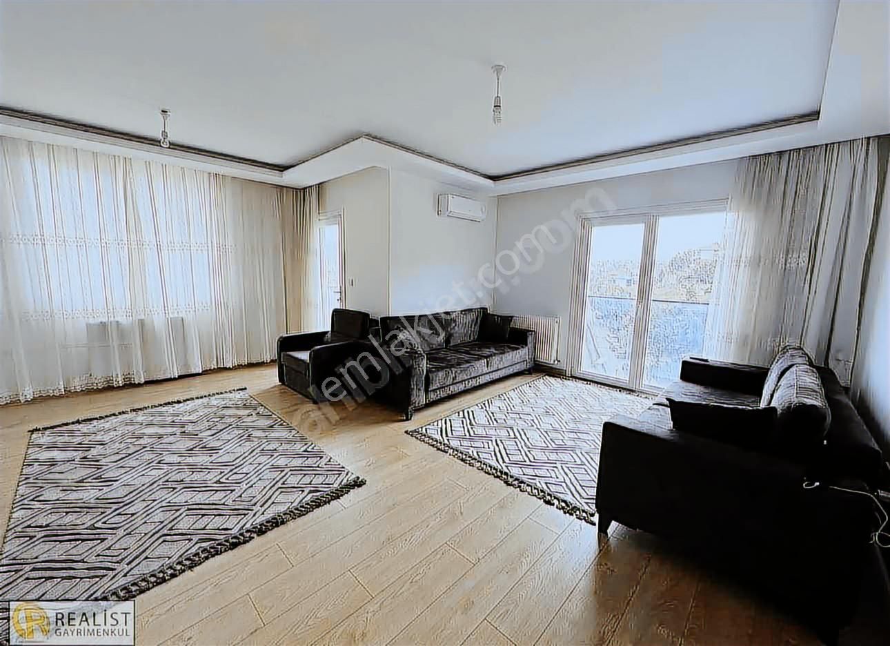 Realist Gayrimenkul Den Çengelköy De Satılık 3+1 Daire - Görsel 12