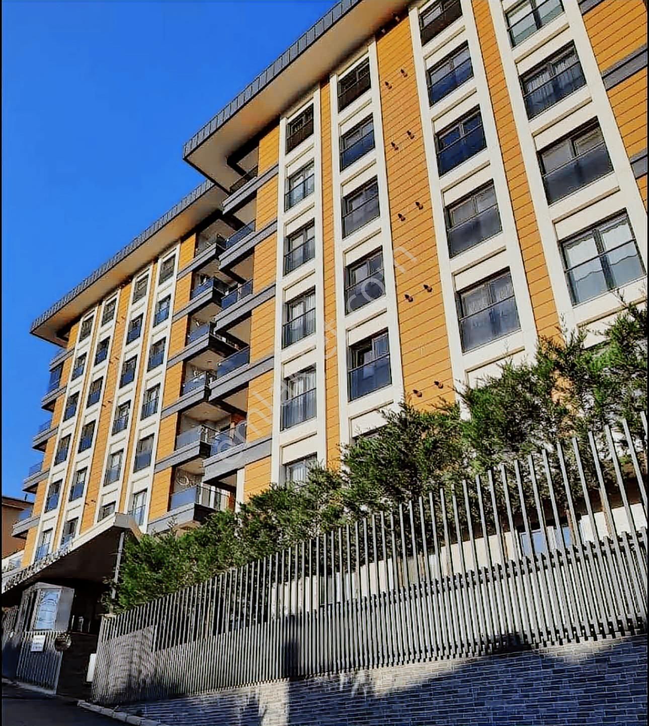 Realist Gayrimenkul Den Çengelköy De Satılık 3+1 Daire