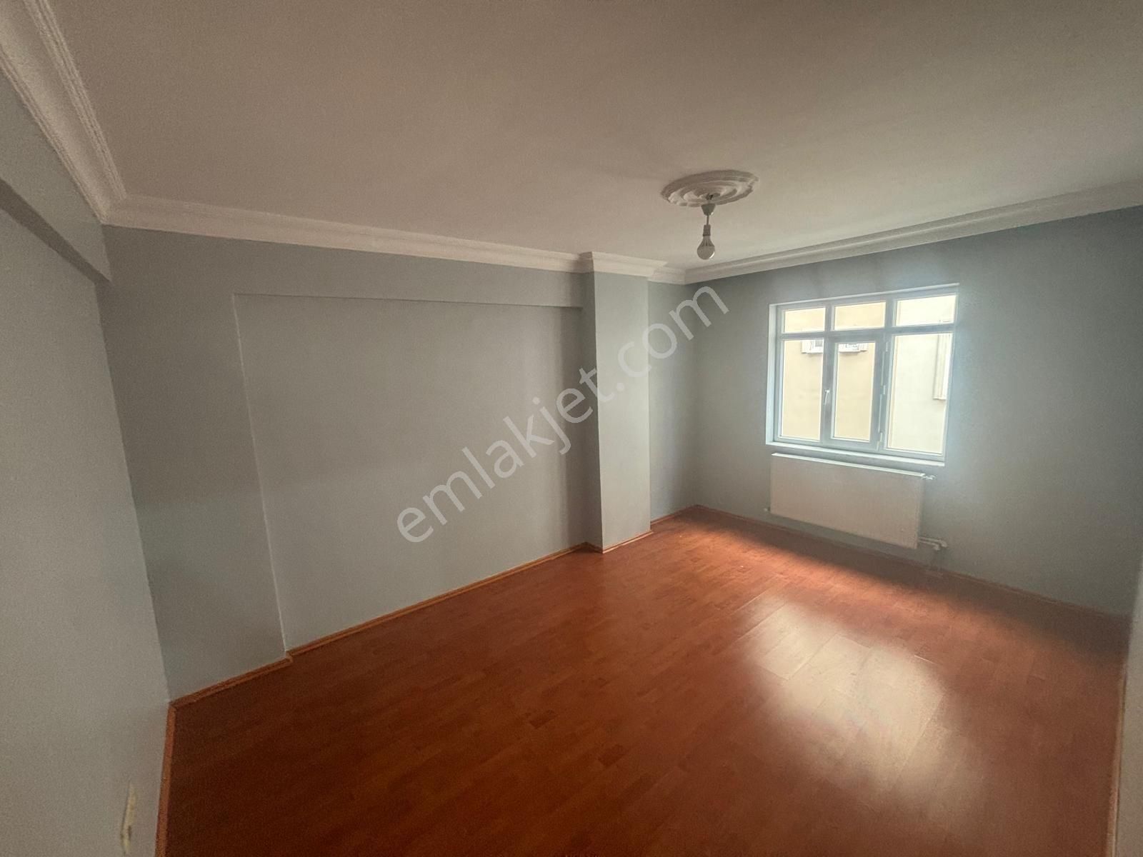 Sahibinden Fatih Mah Hükümet Cad.satılık 3. Kat Geniş 3+1 Daire - Görsel 5