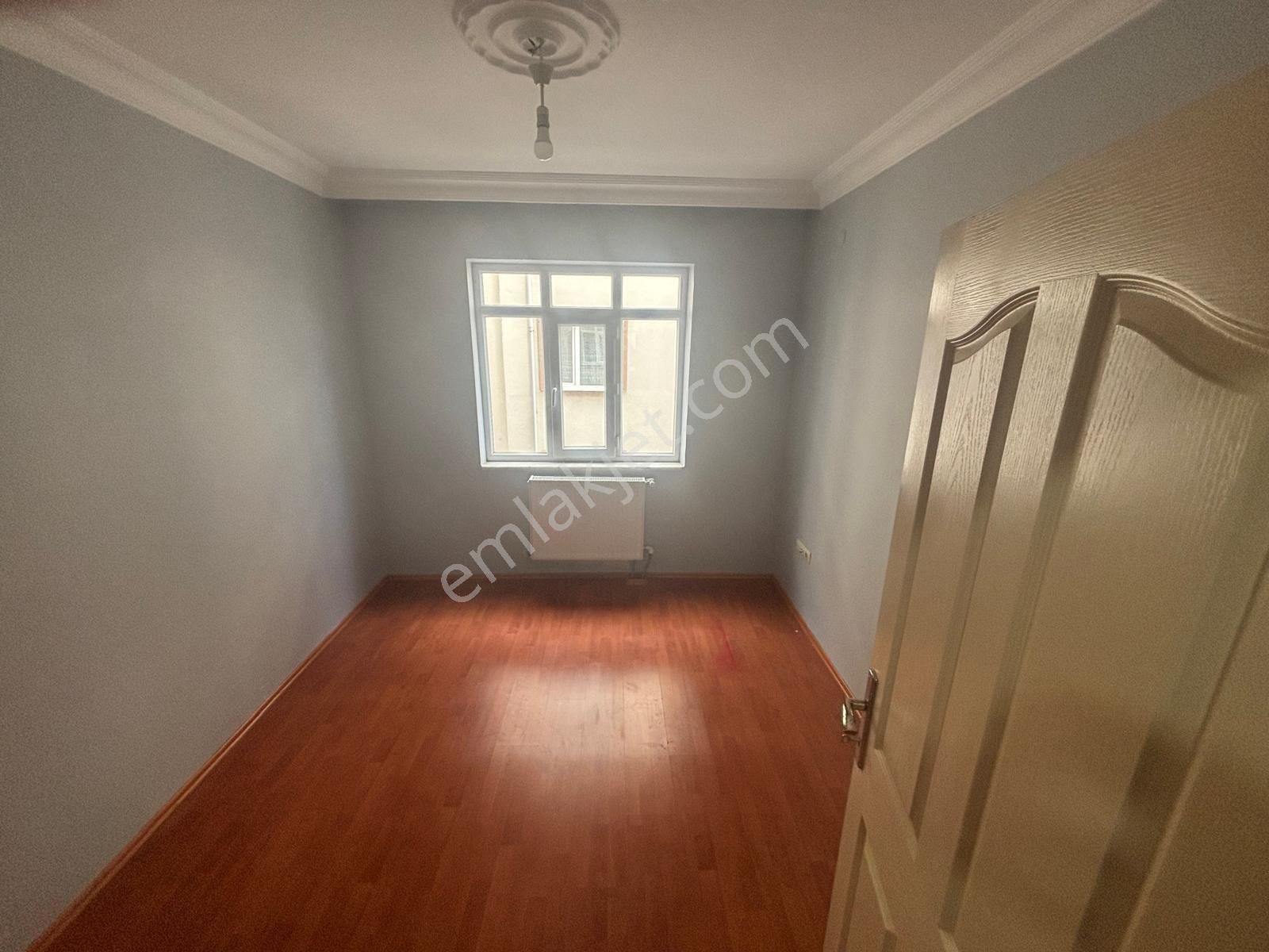 Sahibinden Fatih Mah Hükümet Cad.satılık 3. Kat Geniş 3+1 Daire - Görsel 6