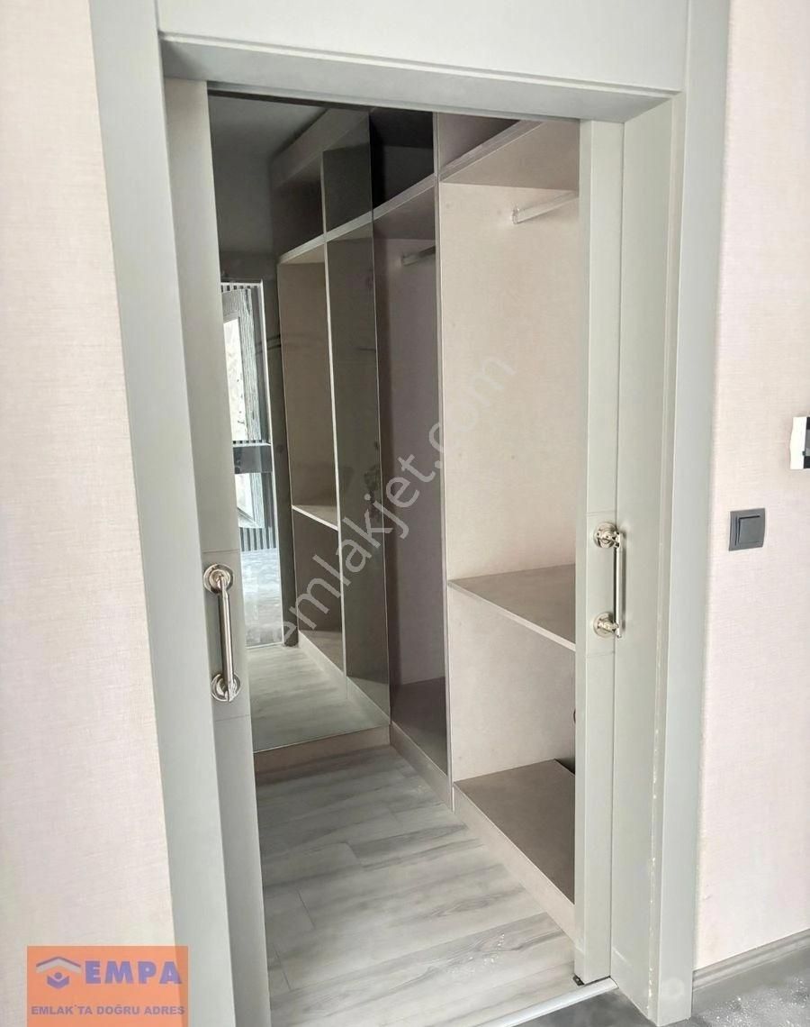 Susuz Mahallesinde 4+1 Sıfır, Lüks Daire - Görsel 16