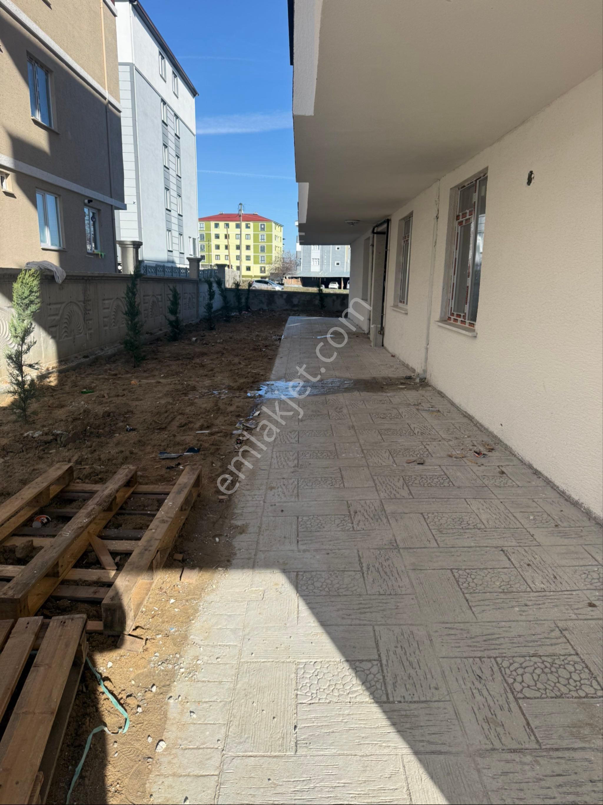 Kapaklı Karaağaç Ta Sıfır 3+1 Ön Cephe Uygun Daire - Görsel 25