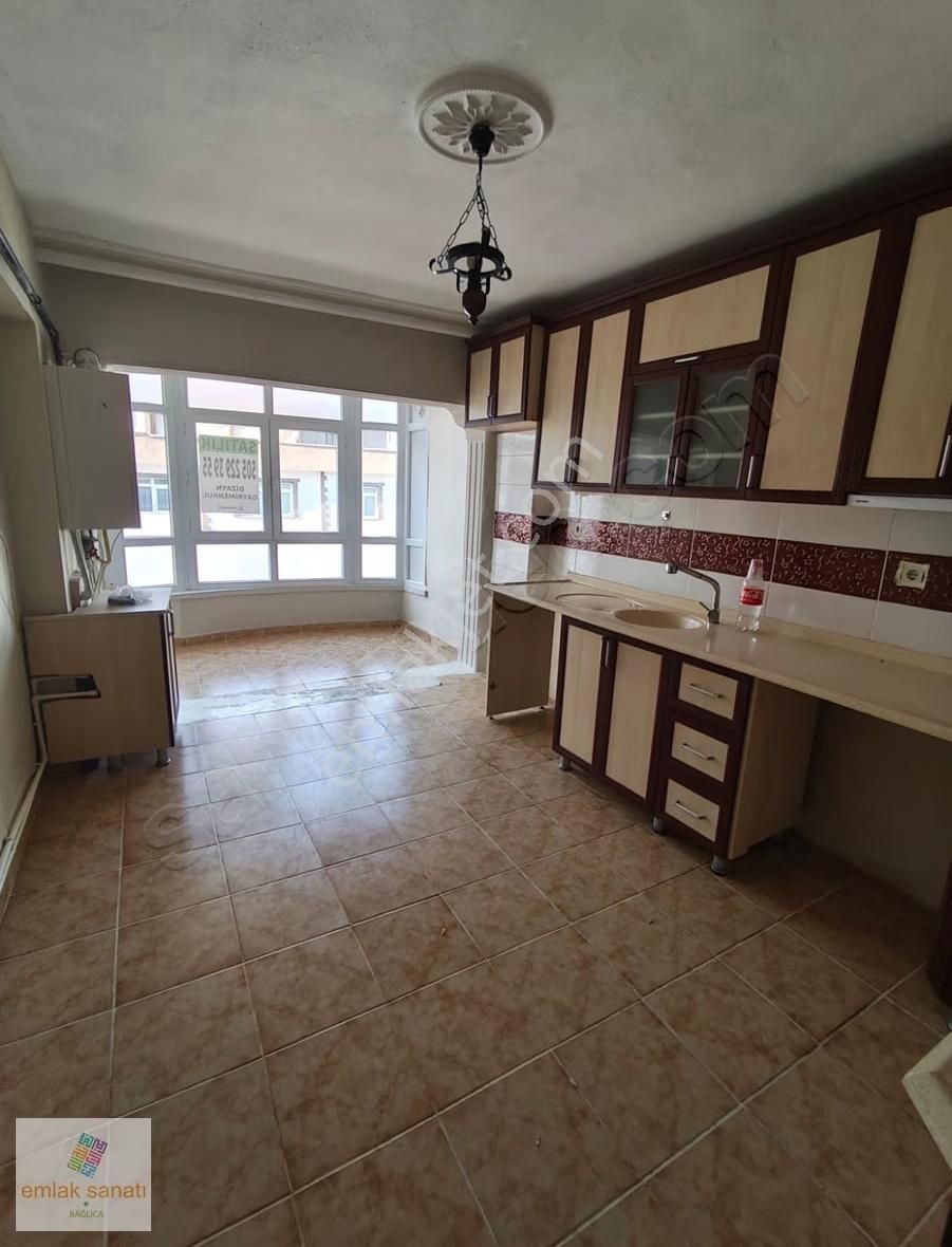 Piyade Mahallesinde Katta 3+1 Kiralık Daire