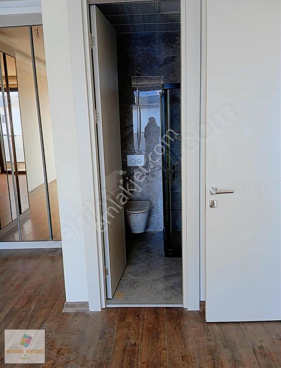 Bağlıcada 6+2 Kapalı Otoparklı Süper Lüks Villa - Görsel 34