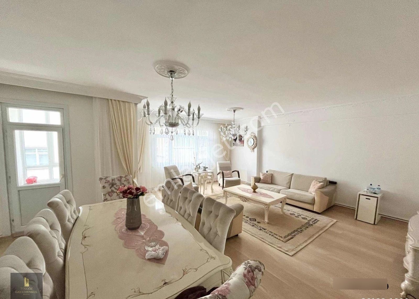 Tokgöz'den Yayla Ferit Selim Paşa Cadde Yakını 3+1 4.kat Daire