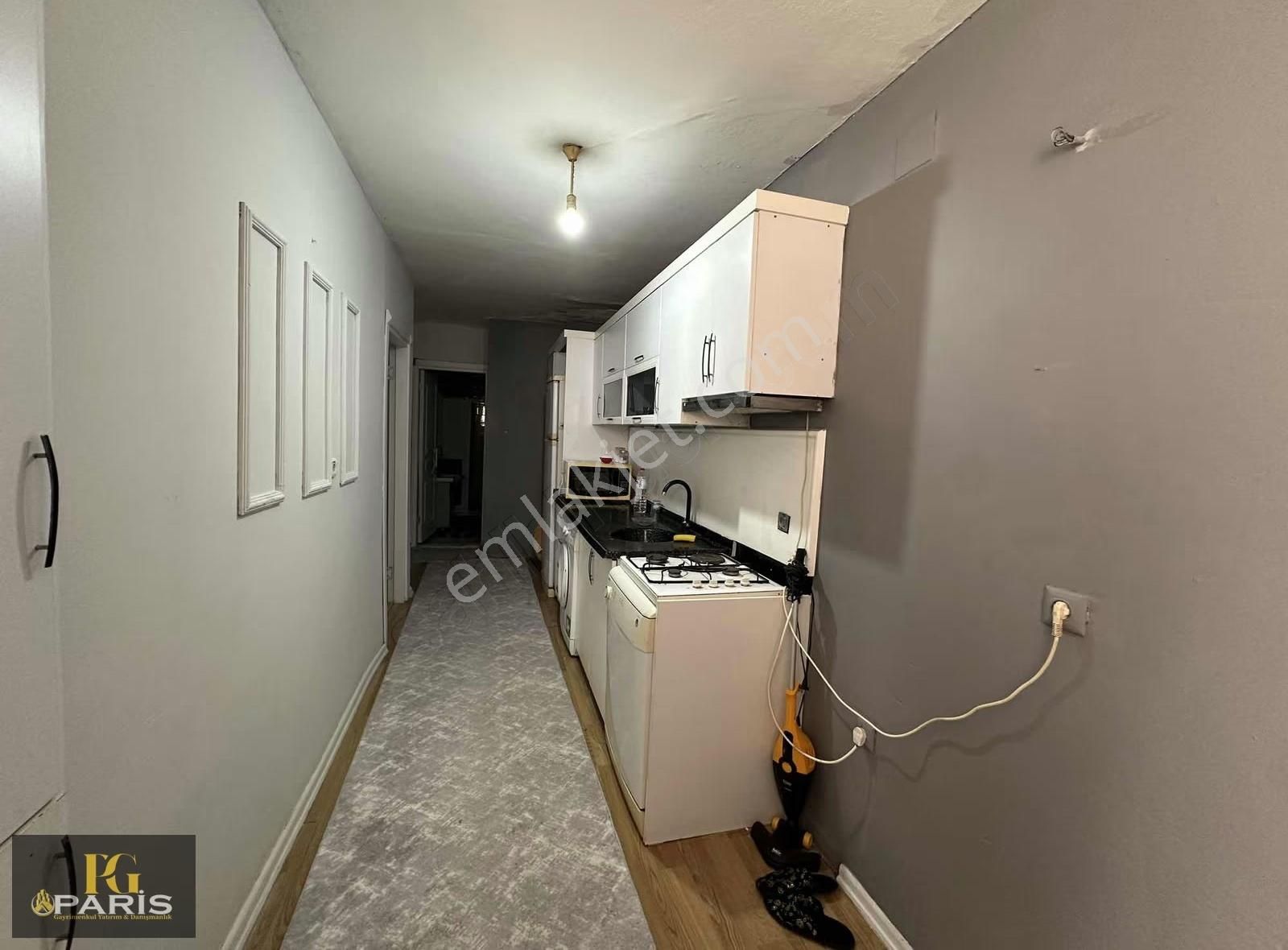 Paris'ten Mavi Bulvar Üzerinde Eşyalı 1+1 Geniş Kiralık Daire - Görsel 4