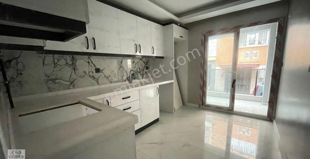 Yedieylül Mahallesinde Satılık 3+1 Sıfır Daire