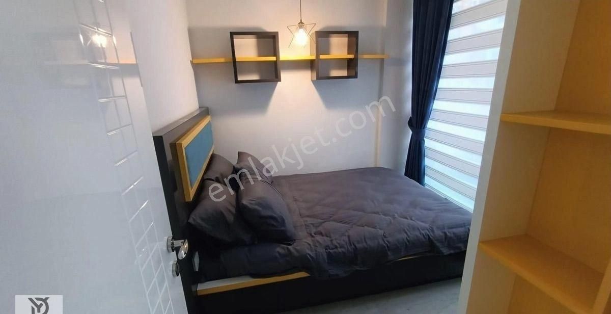 Kampüs De Site İçerisinde 1+1 Apart