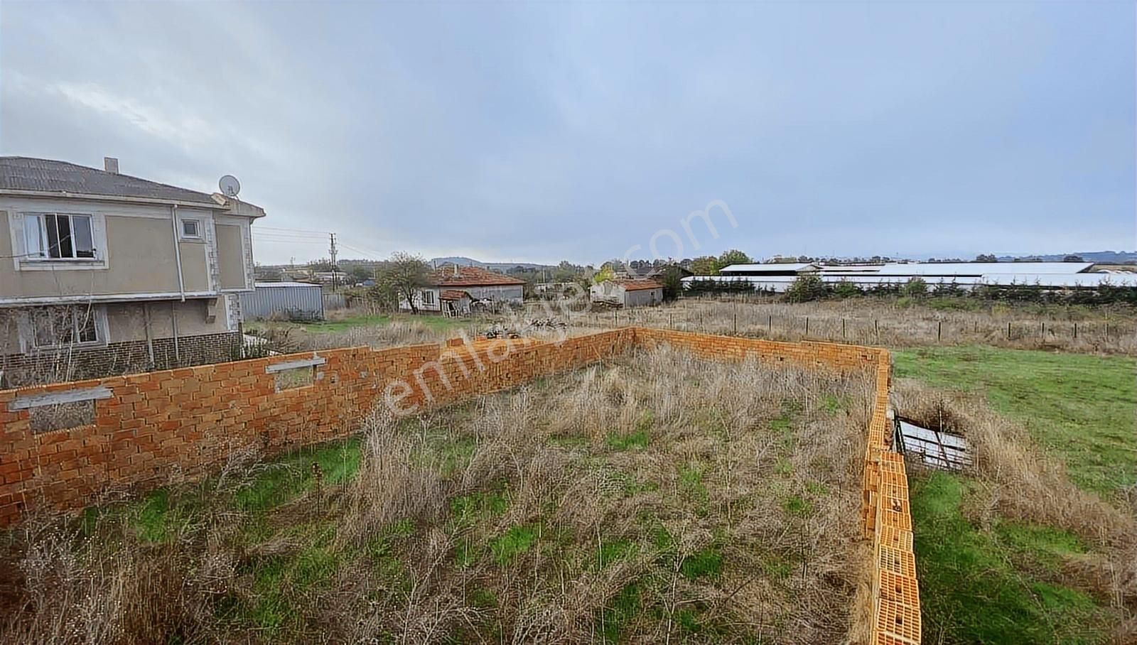 Satılık İki Katlı Çiftlik Evi, Ahırı Ve Arazisi - Görsel 30