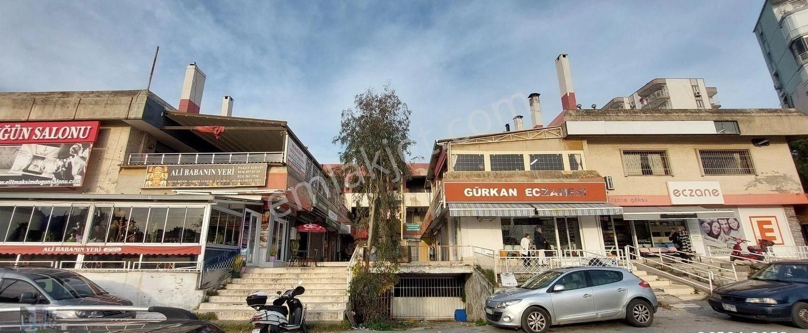 Karşıyaka Zübeyde Hnm Mah. İş Merkezinde Kiralık İşyeri Kanıt Em