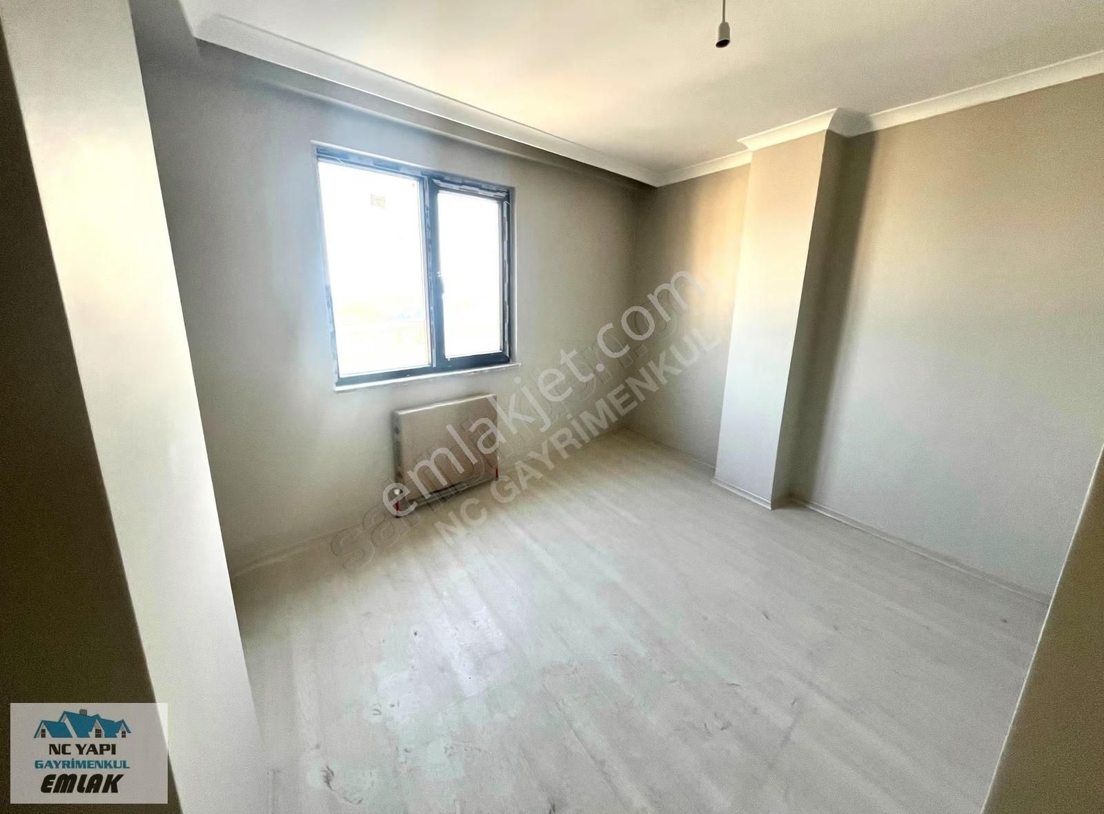 Sancaktepe'de Mevlana'da Cadde'de Satılık 2+1teraslı Sıfır Daire - Görsel 3