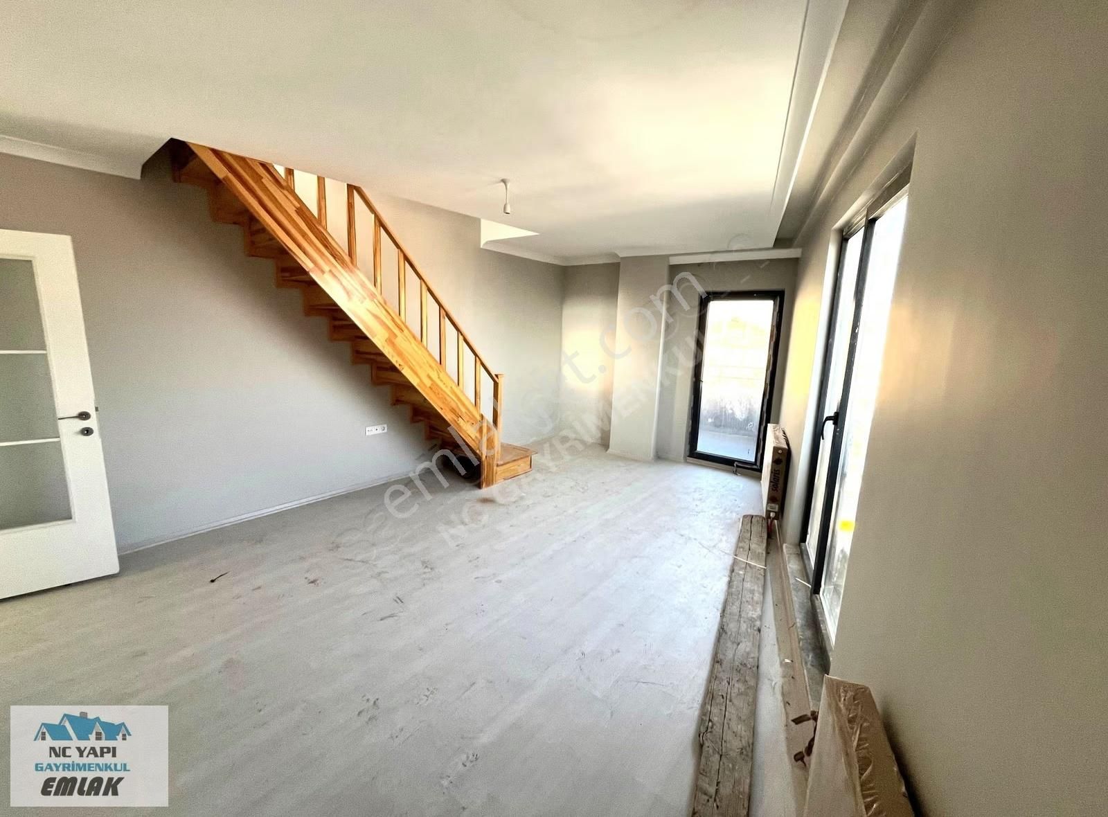 Sancaktepe'de Mevlana'da Cadde'de Satılık 2+1teraslı Sıfır Daire - Görsel 25